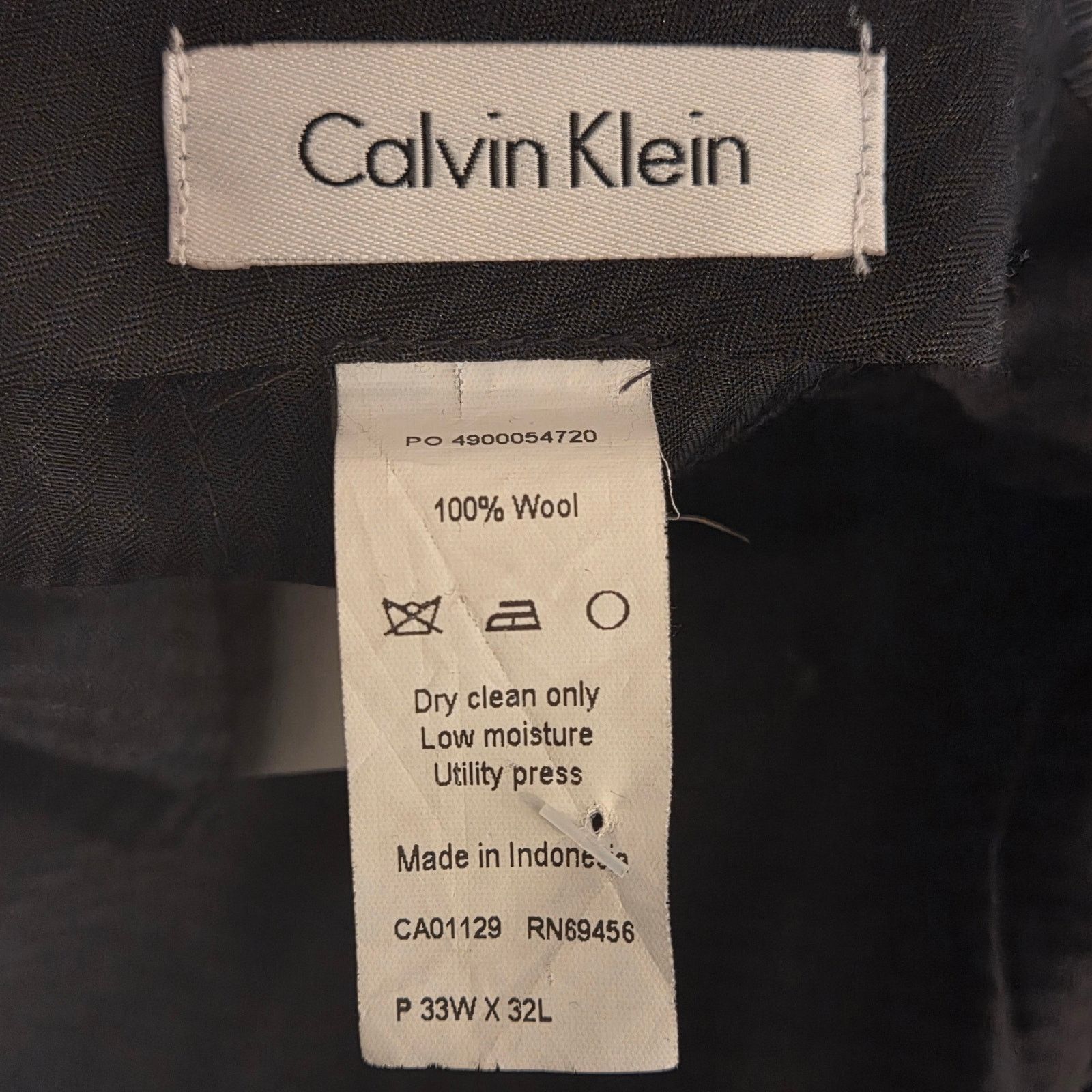 Calvin Klein Stylish Men's Calvin Klein 100% Wool Grey Slacks 33W 32L Size US 33 - 4 Thumbnail