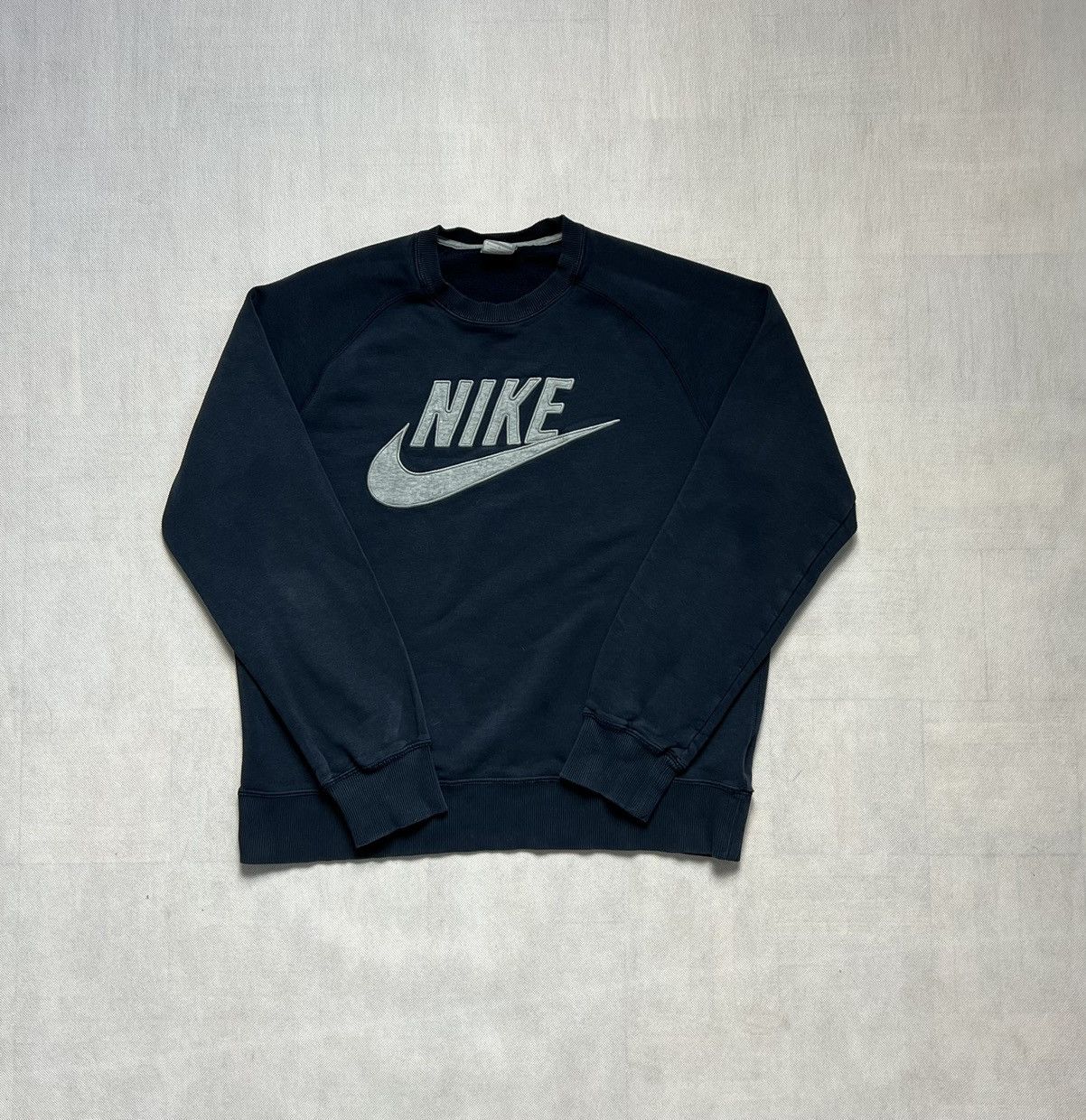 Nike × Vintage Sweatshirt Nike Spellout Big Logo Vintage 00’s Size US L / EU 52-54 / 3 - 1 Thumbnail