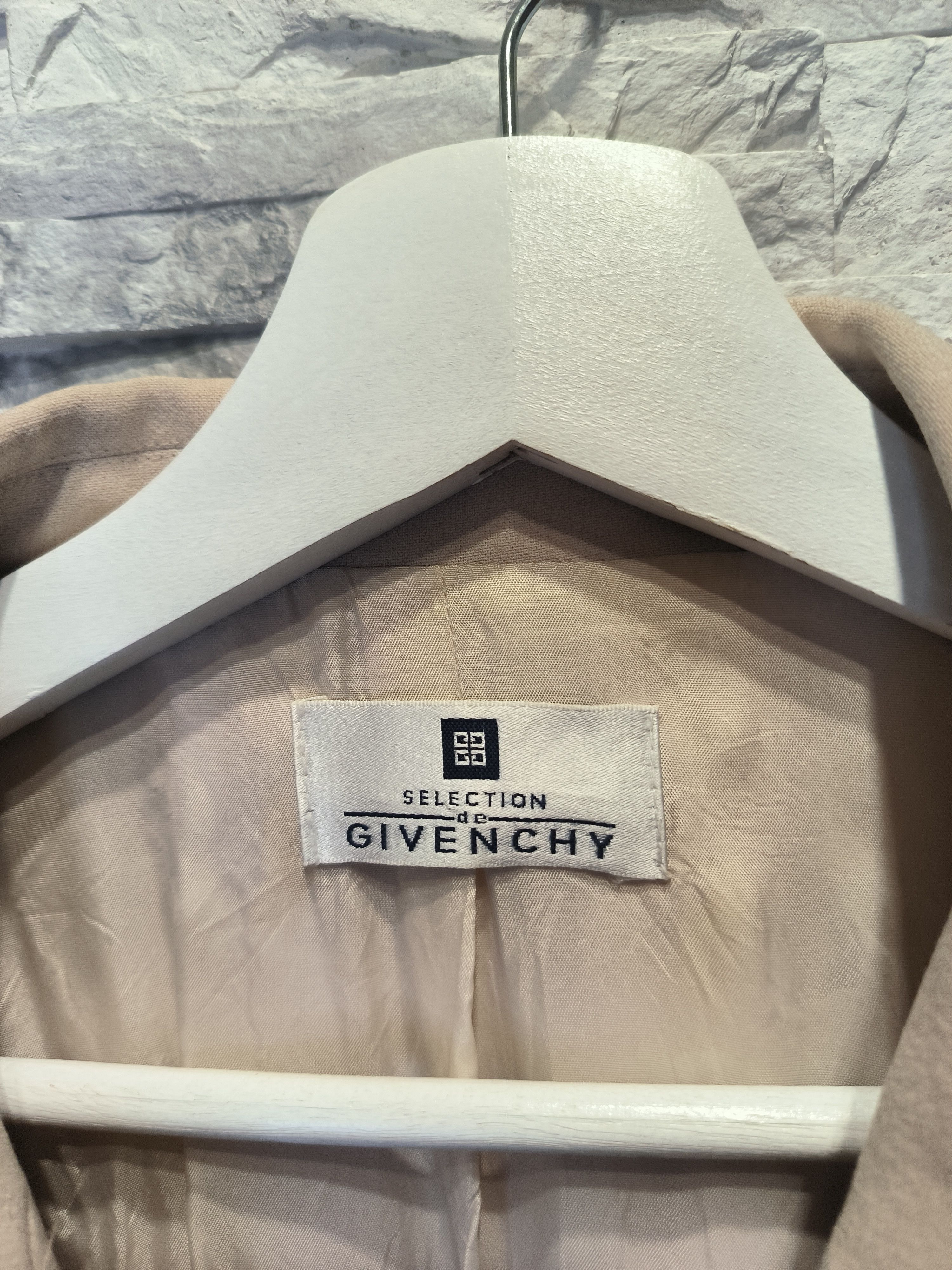 Givenchy × Vintage Vintage Selection de Givenchy Coat Trench Beige Size XXL / US 16-18 / IT 52-54 - 6 Thumbnail