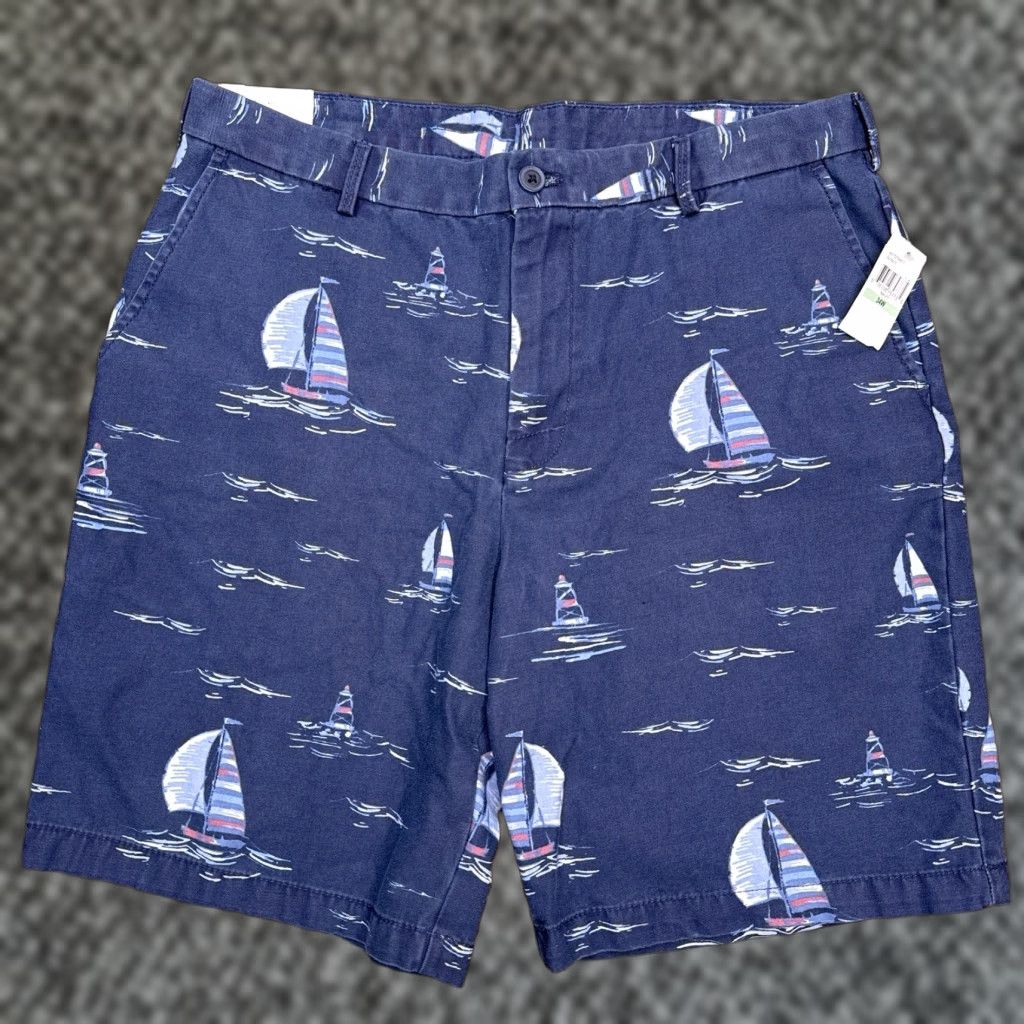 Izod IZOD Saltwater Shorts Mens 34W Navy Chino 9.5 Inch Inseam Lighthouses New Size US 34 / EU 50 - 1 Thumbnail