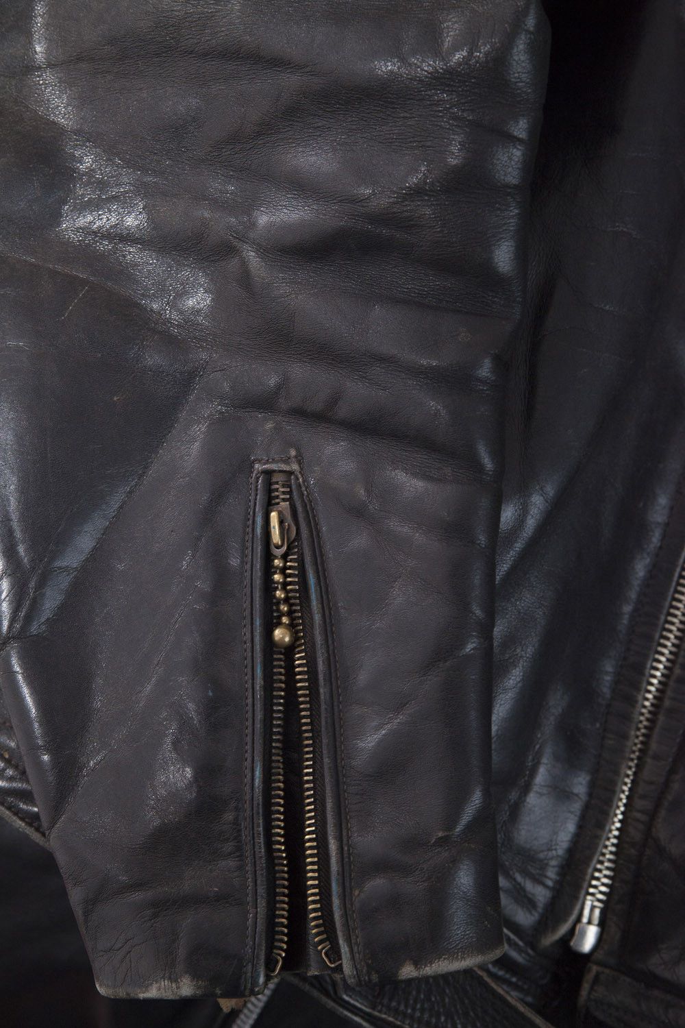 Vintage 1940's German leather pefecto jacket Size US L / EU 52-54 / 3 - 5 Thumbnail