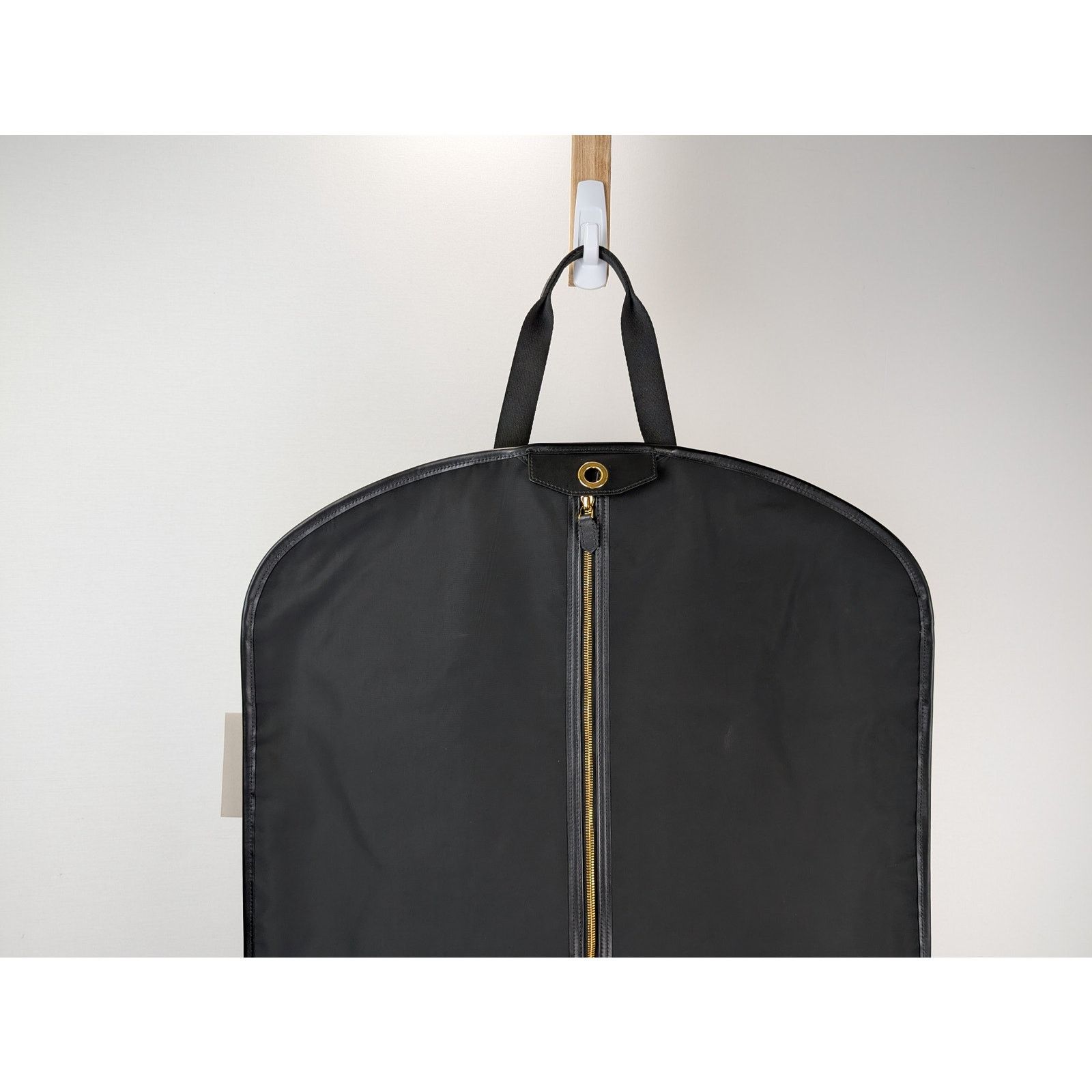 Tom Ford o1rshd1 Q:4/ Size: OS / Leather-Trimmed Garment Bag in Black Size ONE SIZE - 9 Thumbnail