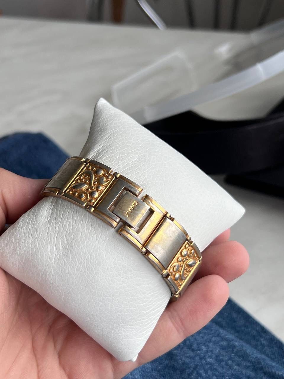 Japanese Brand Japanese Jewels Crystalized Watches Size ONE SIZE - 5 Thumbnail