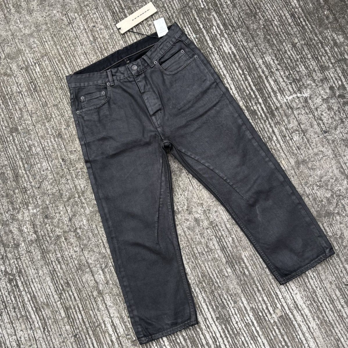 Rick Owens Drkshdw Rick Owens DRKSHDW Detroit Black Wax Cropped Cut Jeans Size US 31 - 12 Thumbnail