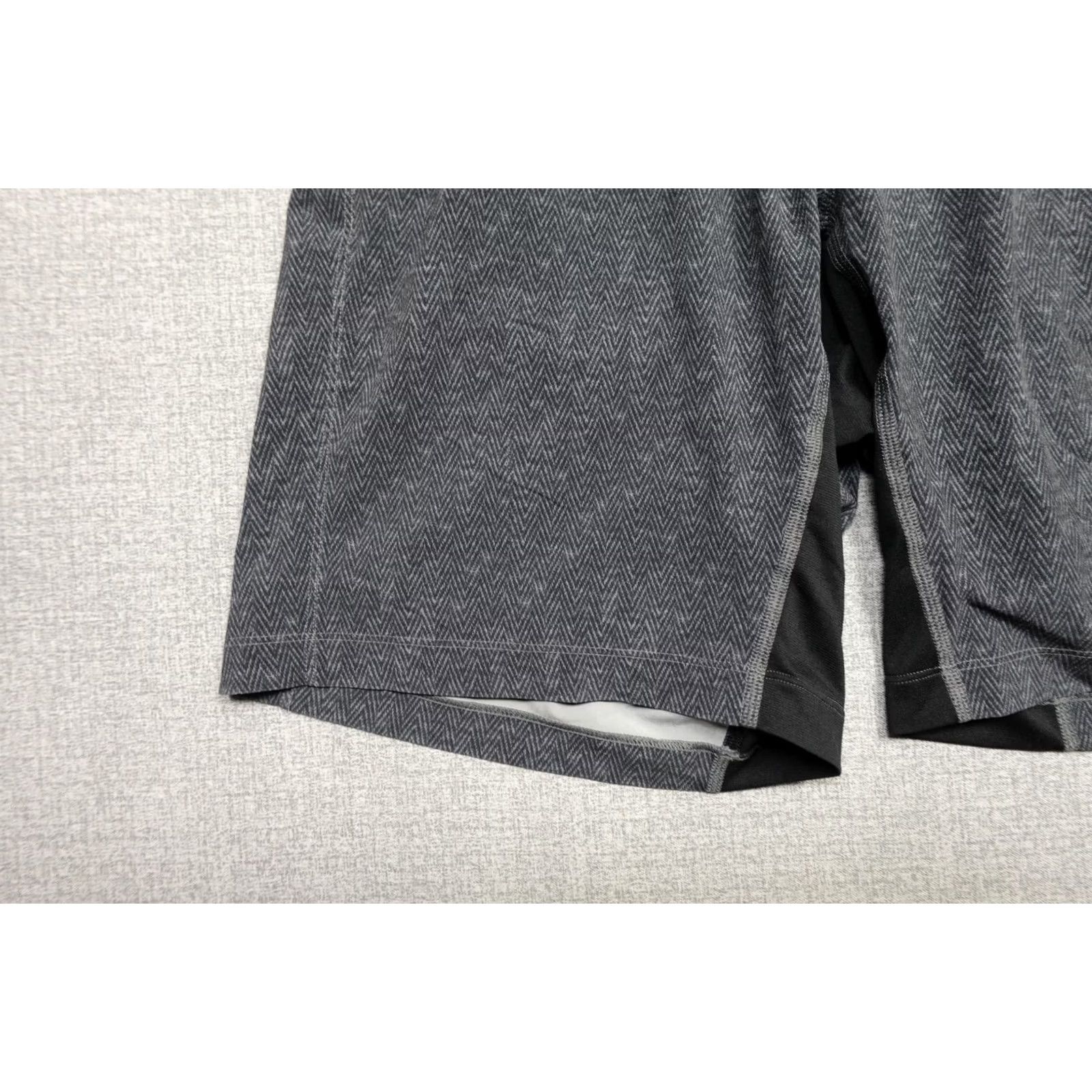 Lululemon Lululemon Gray Performance Stretch Running Athletic Comfort Short Mens M Size US 28 / EU 44 - 3 Thumbnail