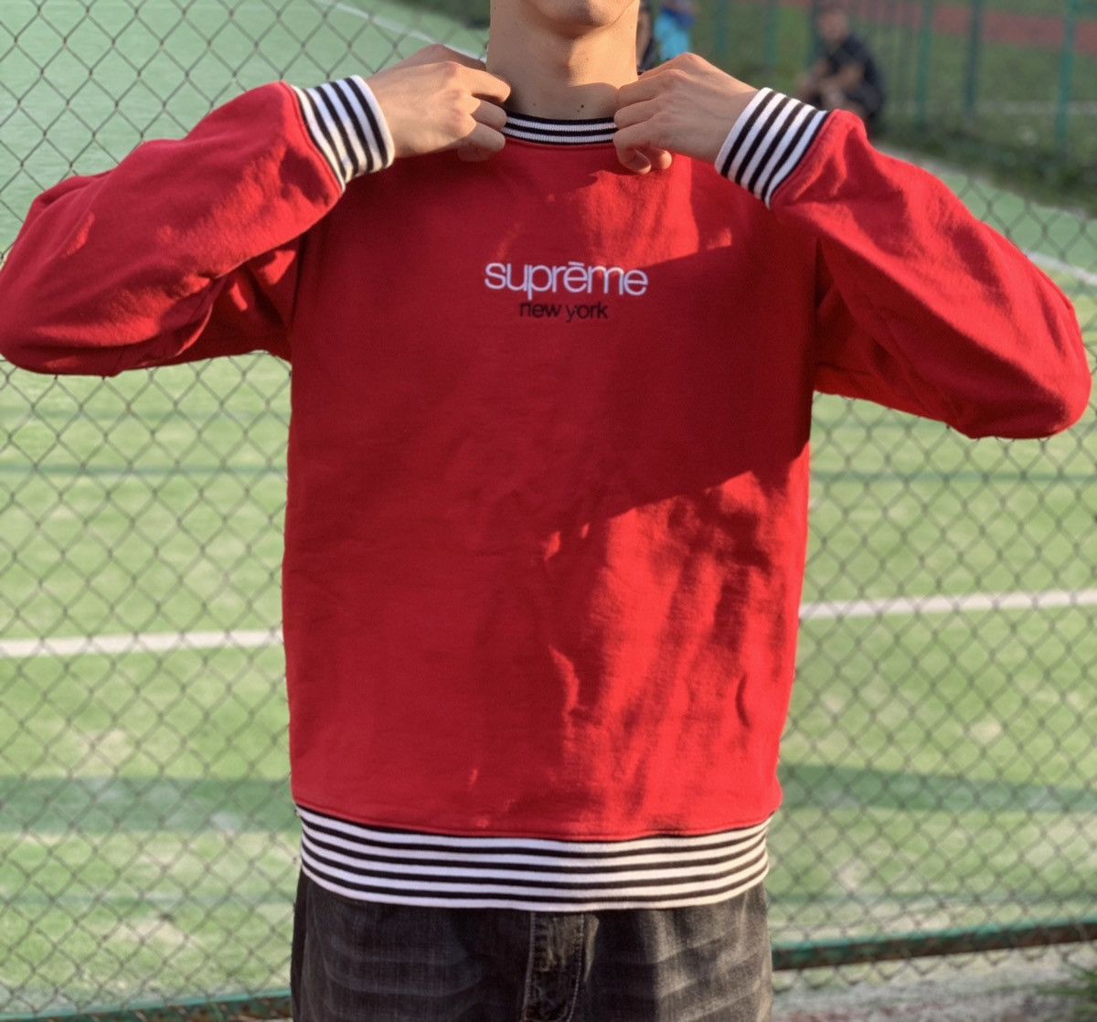 Supreme Supreme 2017 trend sweatshirt Size US L / EU 52-54 / 3 - 2 Thumbnail