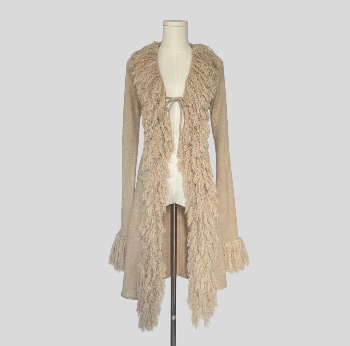 Fluffy fringe flare sleeve cardigan
