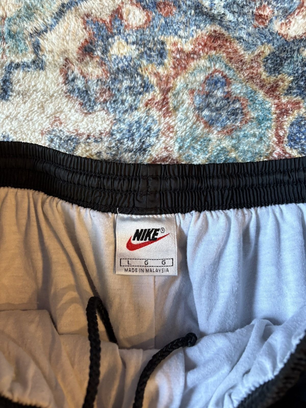 Nike Vintage Nike Black Tonal Track Pants Large Size US 34 / EU 50 - 3 Thumbnail