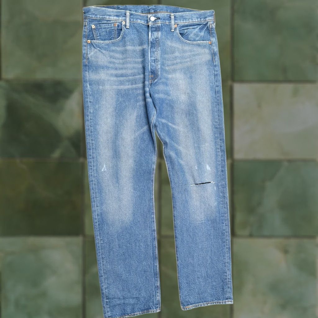 Levi's Levi's 501 Jeans Mens 38x34 Blue Straight Button-Fly Distressed Regular Inseam 35 in Denim Cotton Pattern Solid Jeans Mens Blue 501 Series Size US 38 / EU 54 - 1 Thumbnail