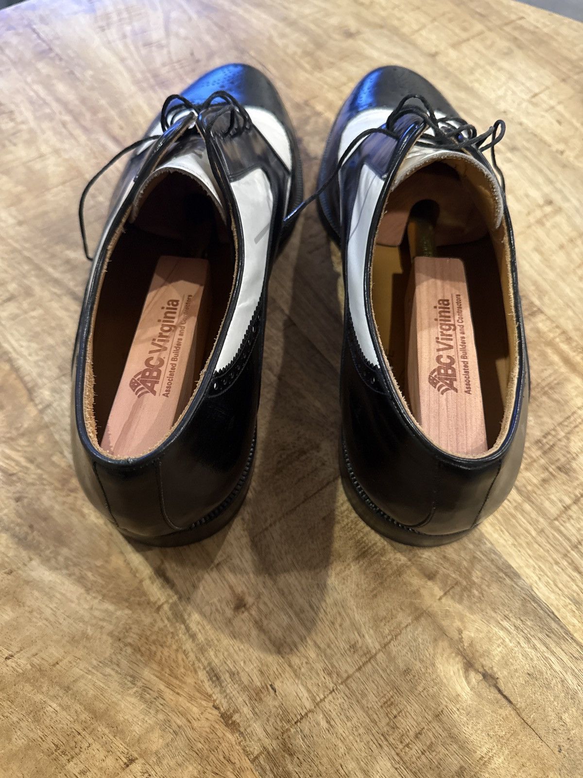 Crockett & Jones Church's Prima Classe Spectator Handmade Wingtip Oxford Shoe Size US 11.5 / EU 44-45 - 4 Thumbnail