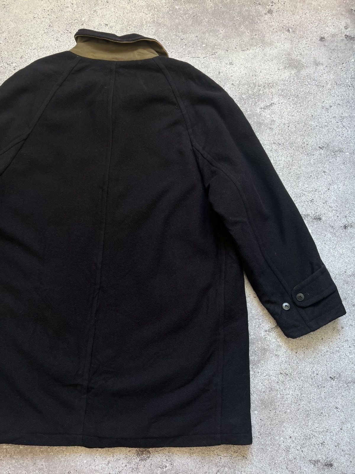 Burberry Vintage Burberry Wool Coat Jacket Navy Blue Men's Size US L / EU 52-54 / 3 - 18 Thumbnail