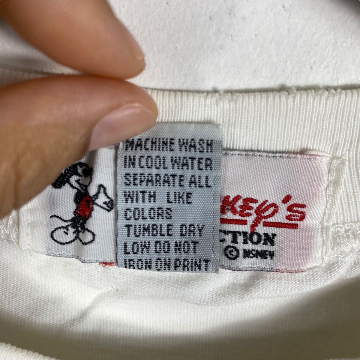 Disney Vintage 90's MICKEY COLLECTION London City Graphic Tee Shirt Size US M / EU 48-50 / 2 - 8 Thumbnail