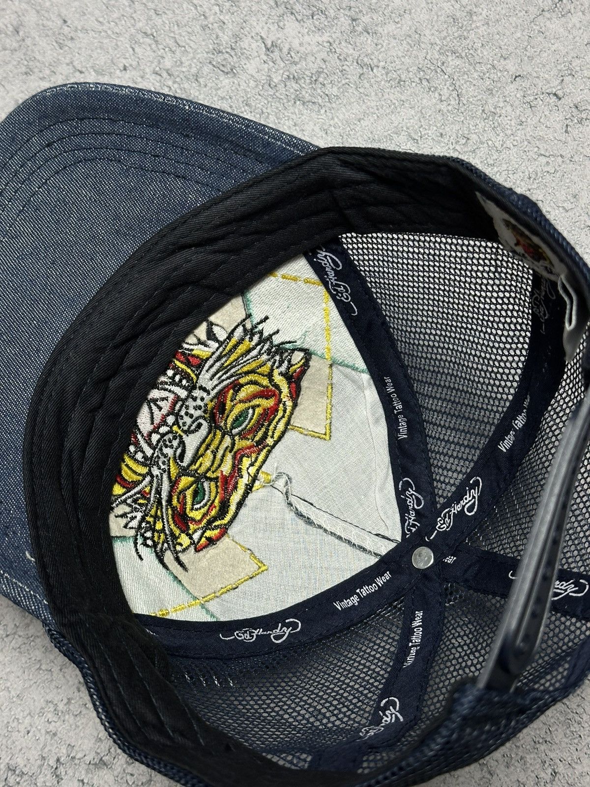 Ed Hardy Vintage Ed Hardy Tiger Logo Denim Rhinestones Trucker Cap Size ONE SIZE - 10 Thumbnail