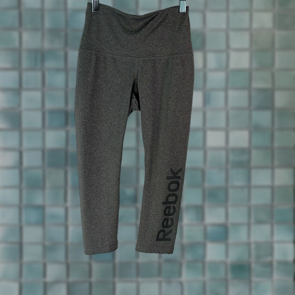 Reebok Reebok Womens Leggings XS Heather Gray High Rise Stretch Skinny Capri Size 26" / US 2 / IT 38 - 1 Thumbnail