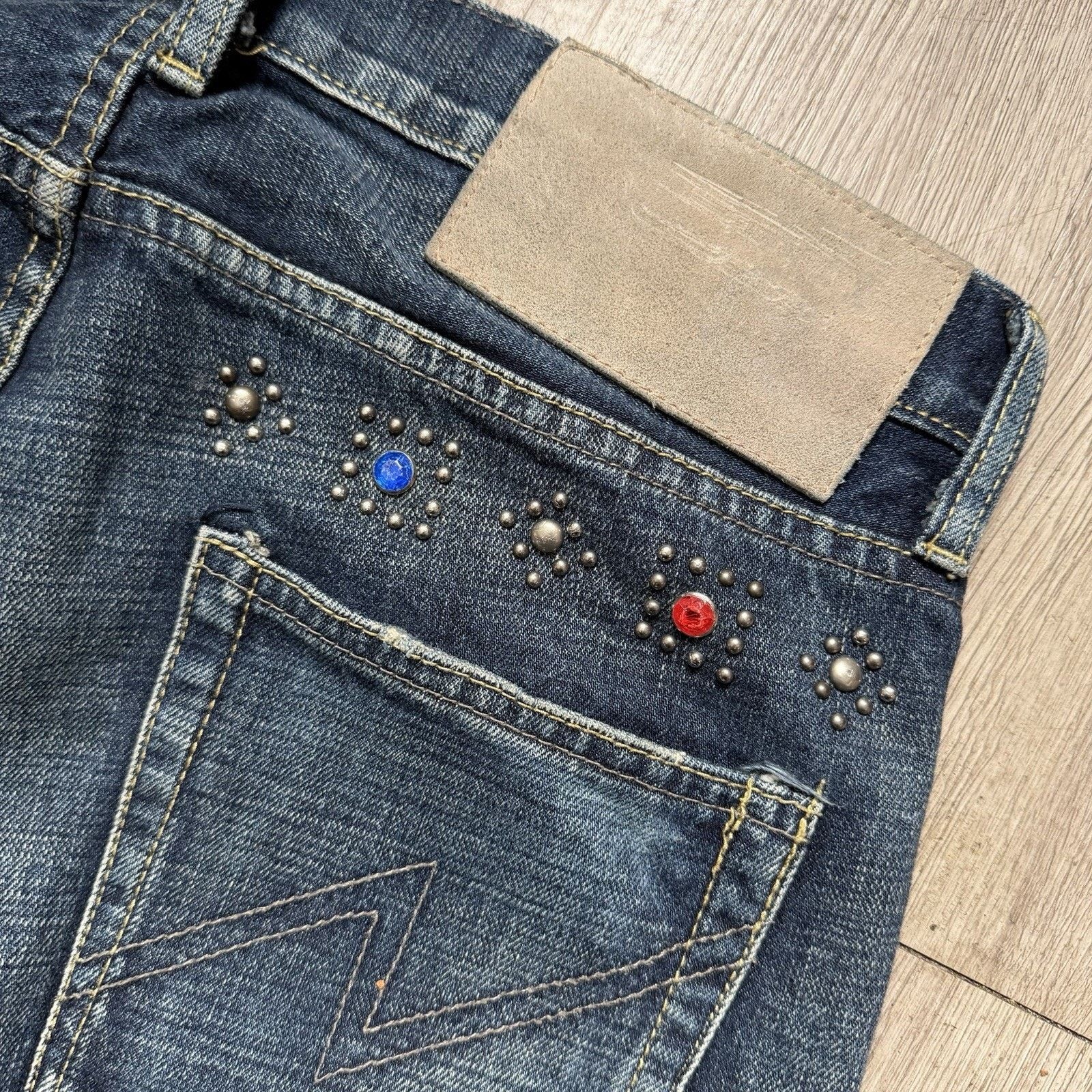 Neighborhood NEIGHBORHOOD Denim Jeans Distressed Studded MEDIUM Selvedge Size US 34 / EU 50 - 7 Thumbnail