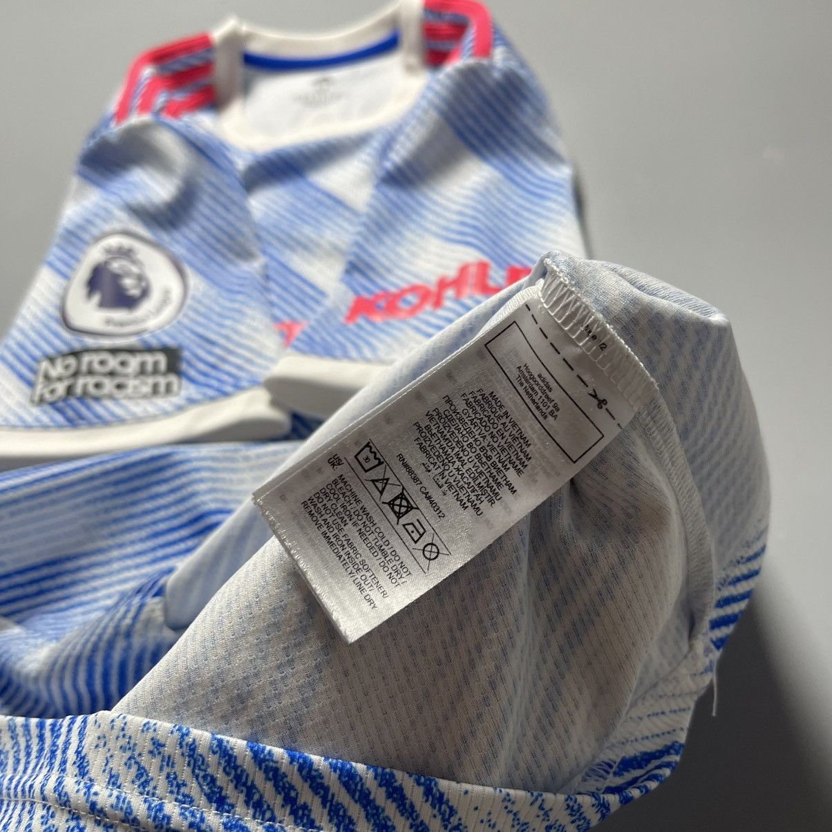 Adidas MANCHESTER UNITED ADIDAS 2021/2022 AWAY JERSEY #7 RONALDO Size US M / EU 48-50 / 2 - 10 Thumbnail