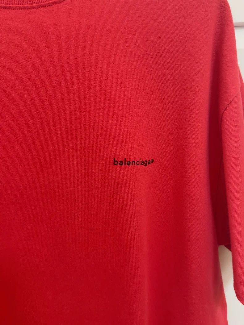 Balenciaga Balenciaga Red short sleeve T black small logo Size US S / EU 44-46 / 1 - 2 Thumbnail