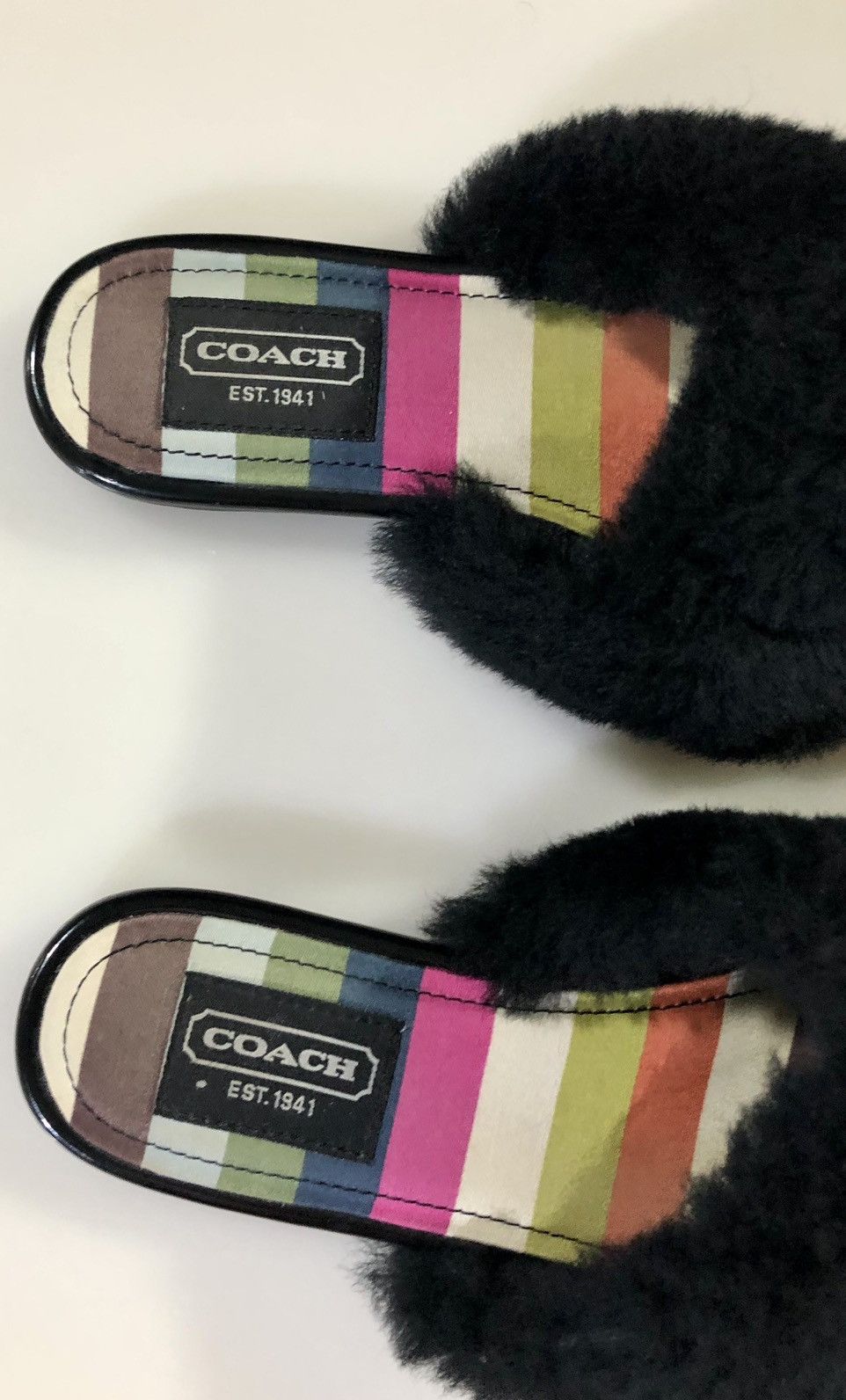 Coach Coach carra black suede/shearling logo slides 6 Size US 6 / IT 36 - 2 Thumbnail