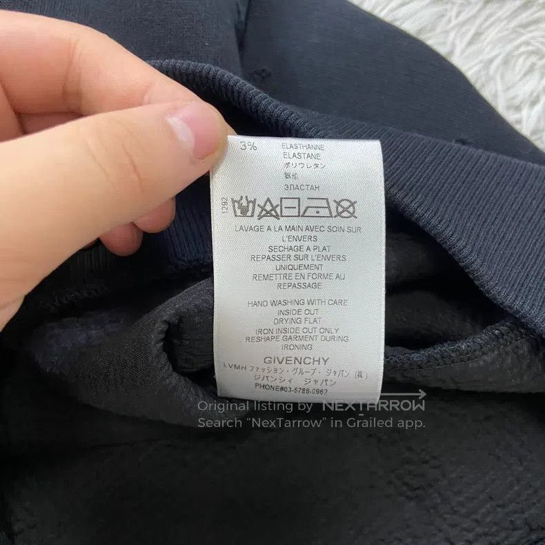 Givenchy Givenchy Metal Hole Vintage Hooded Sweatshirt, Black Size US M / EU 48-50 / 2 - 6 Thumbnail