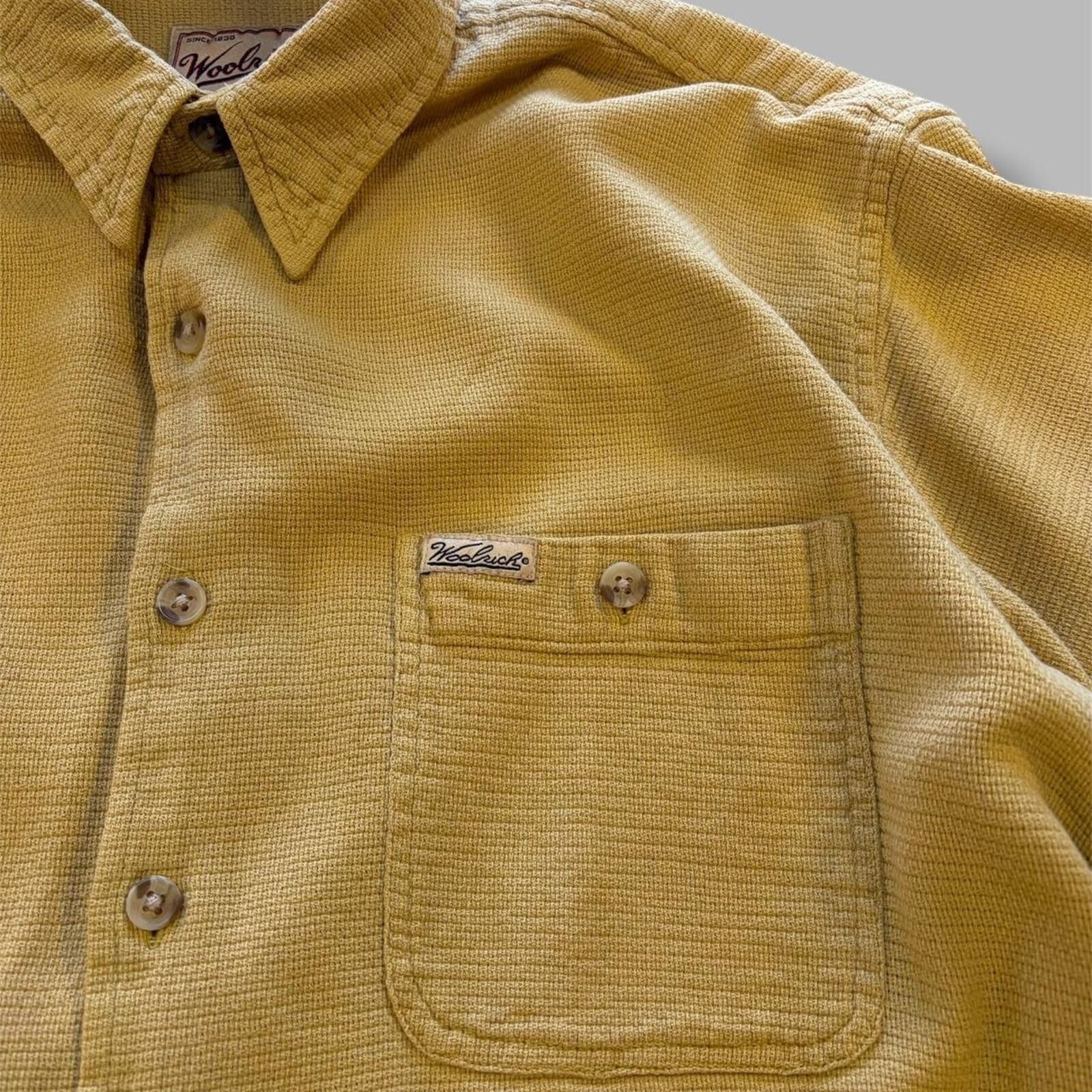 Woolrich Woolen Mills Vintage Woolrich Buttery Yellow Button Up Size US M / EU 48-50 / 2 - 2 Thumbnail