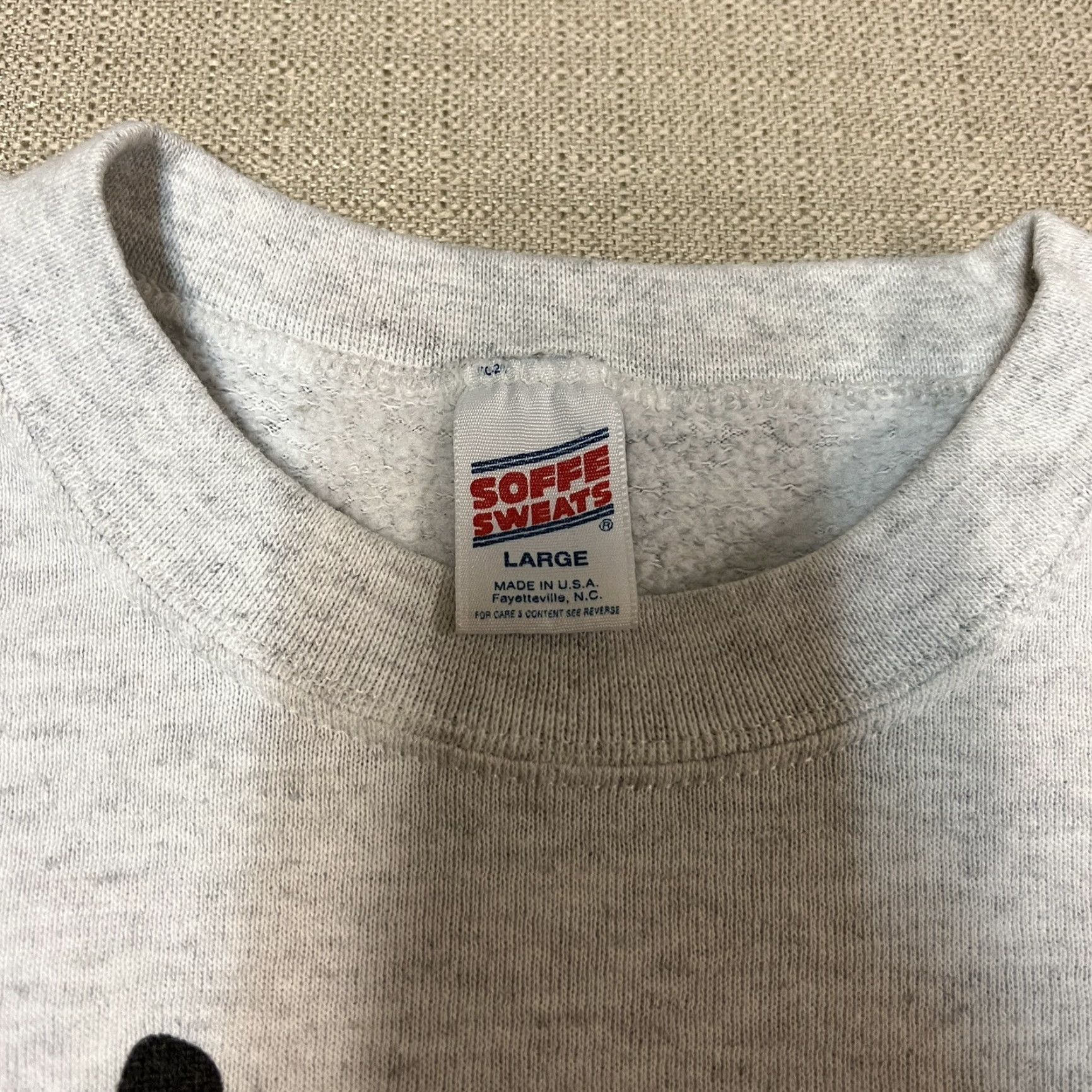 Vintage VINTAGE US Army Sweatshirt Mens L Pullover 90s Graphic Print Gray Crewneck Fleece size L Mens Size US L / EU 52-54 / 3 - 4 Thumbnail