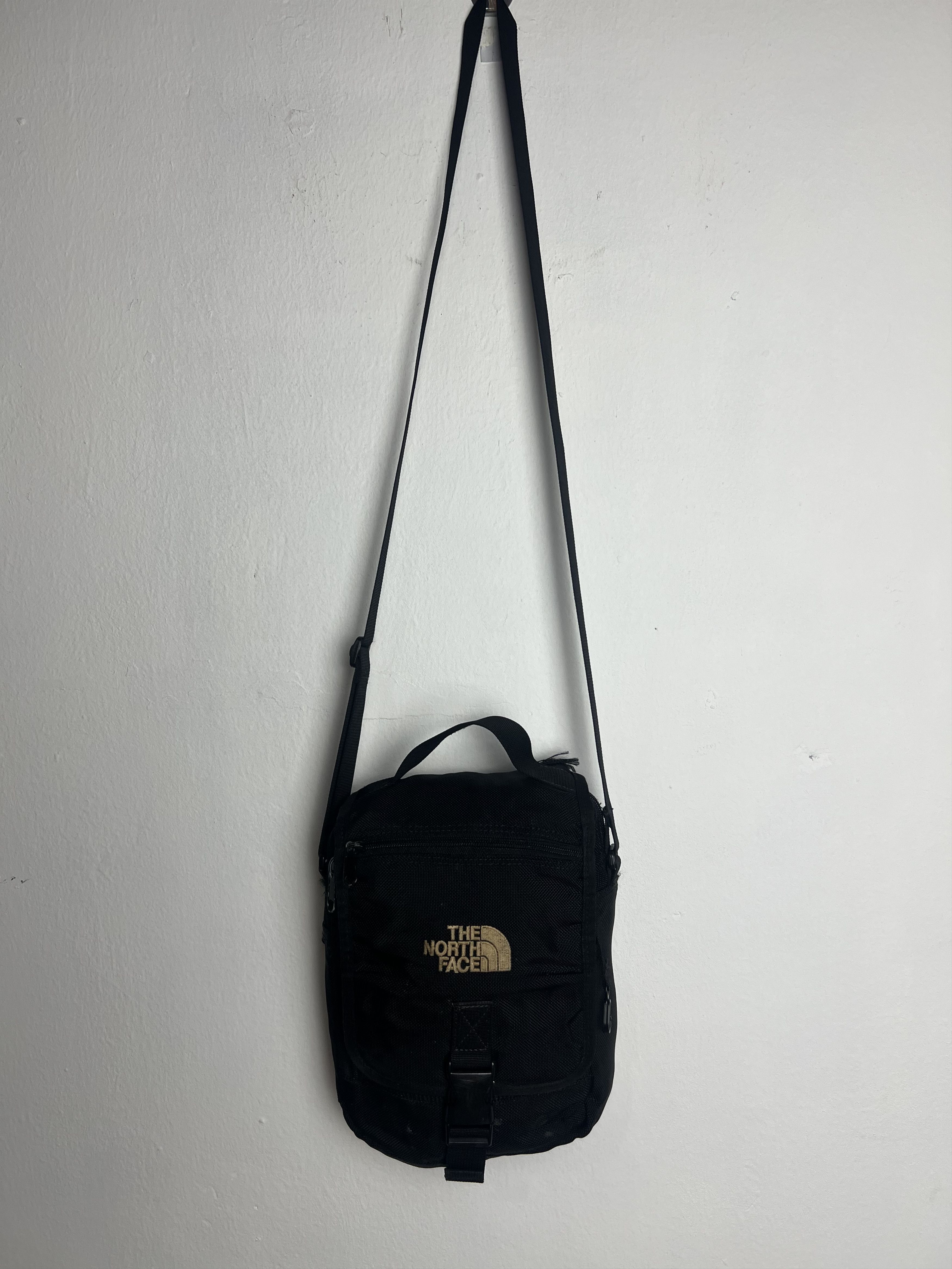 The North Face The North Face Jester Crossbody Sling Bag Size ONE SIZE - 1 Thumbnail