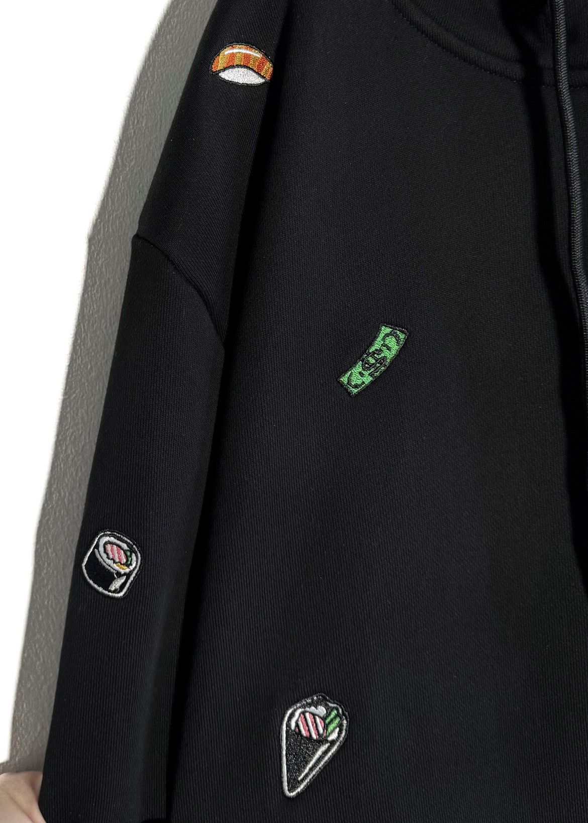 Alec Monopoly Alec Monopoly Nobu Malibu Sushi All Over Black Hoodie Size US XL / EU 56 / 4 - 5 Thumbnail