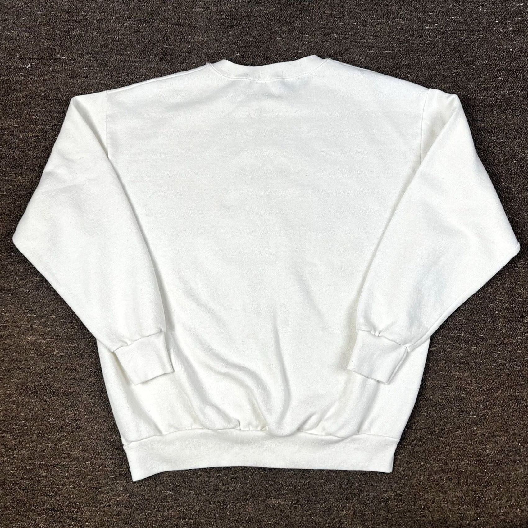 Delta VINTAGE Christmas Puff Print Graphic Crewneck Sweatshirt L Adults White Delta, 90s, Made In USA Size US L / EU 52-54 / 3 - 3 Thumbnail