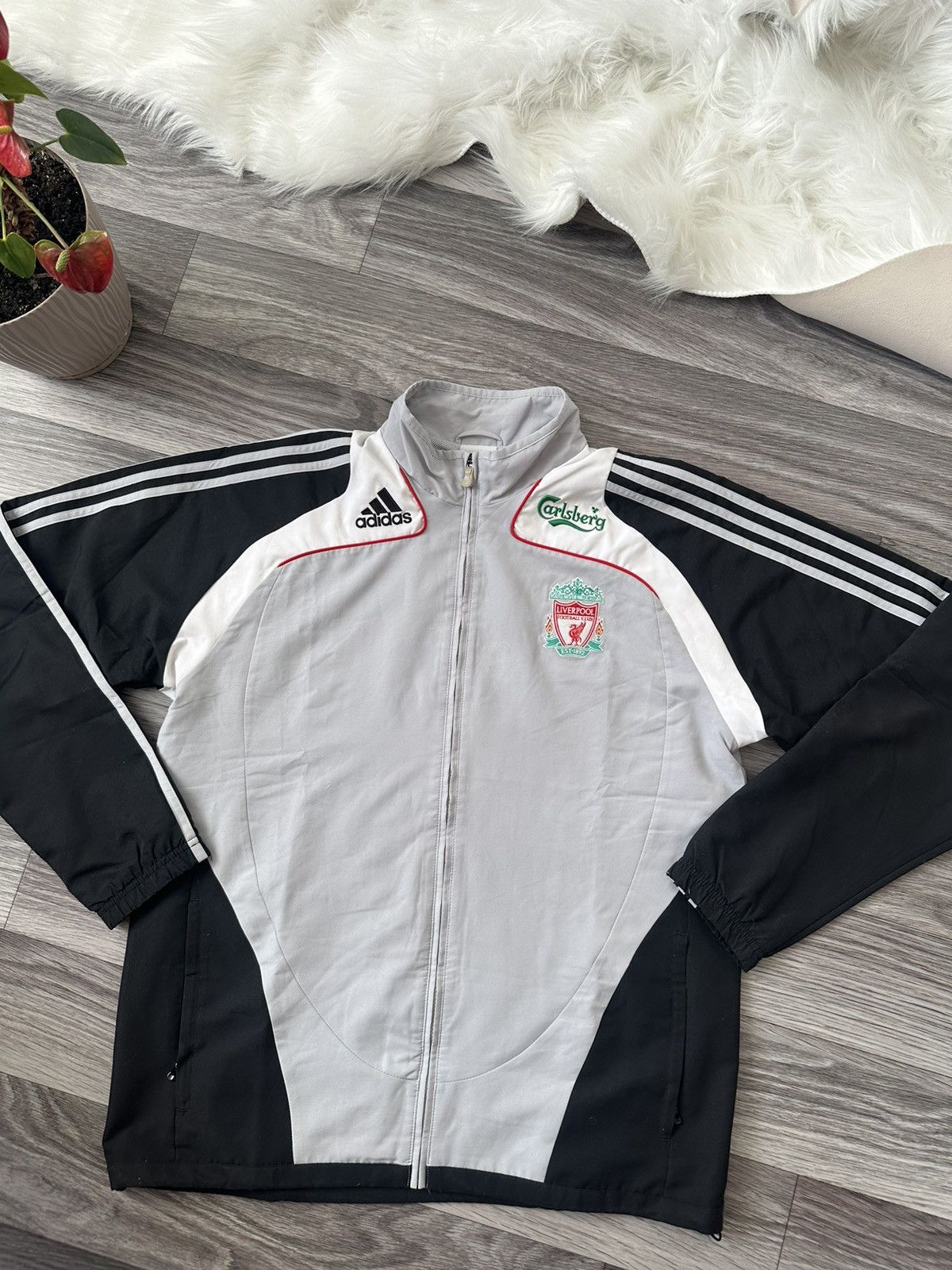 Adidas Adidas Liverpool Vintage 2008-2009 Tracksuit Galsberg hype Size US L / EU 52-54 / 3 - 9 Thumbnail