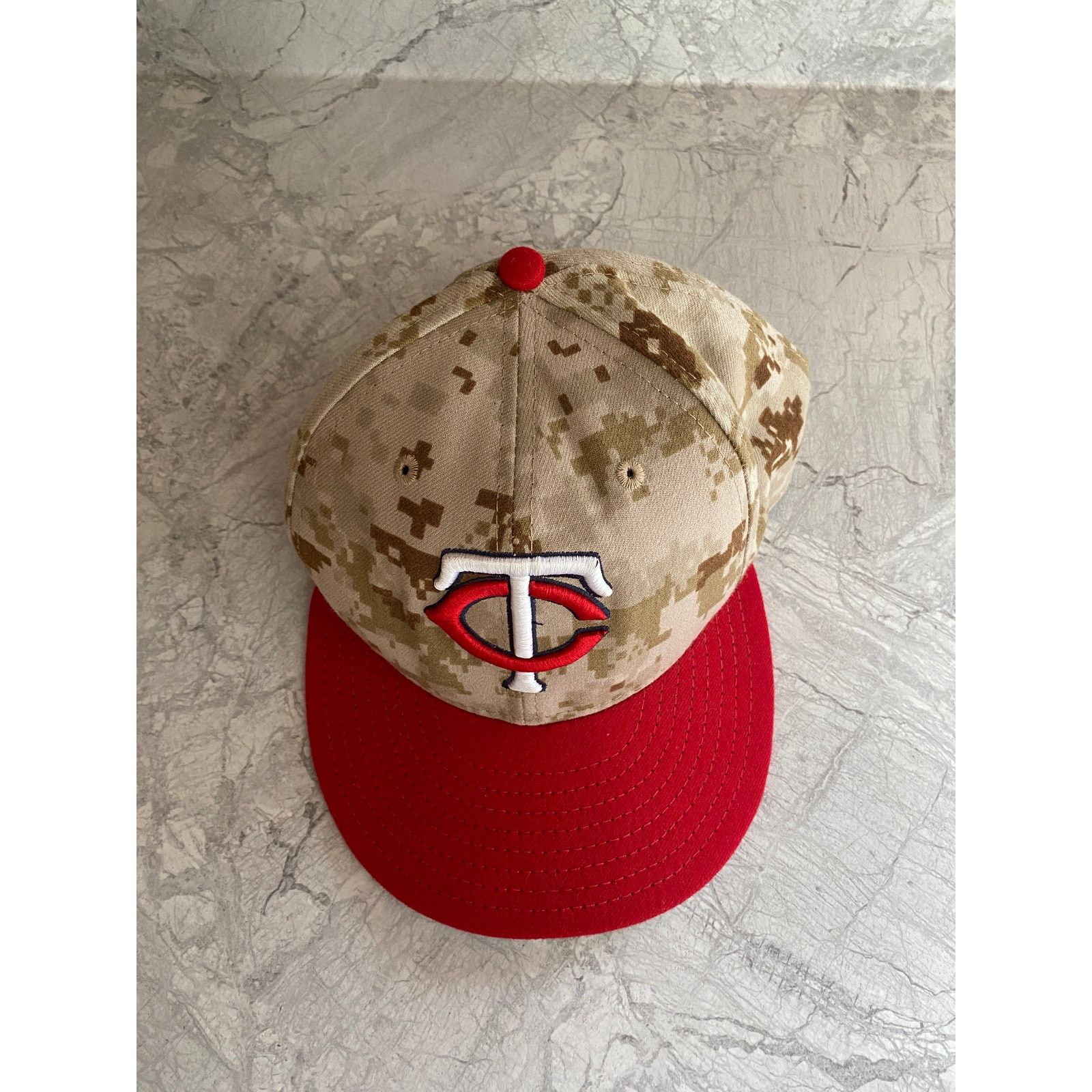 New Era Minnesota Twins Gray and White New Era Fitted Hat Size 7 3/8 Size ONE SIZE - 3 Thumbnail