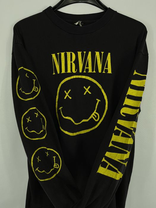 Vintage 90s Nirvana Smile Face vintage longsleeve | Grailed