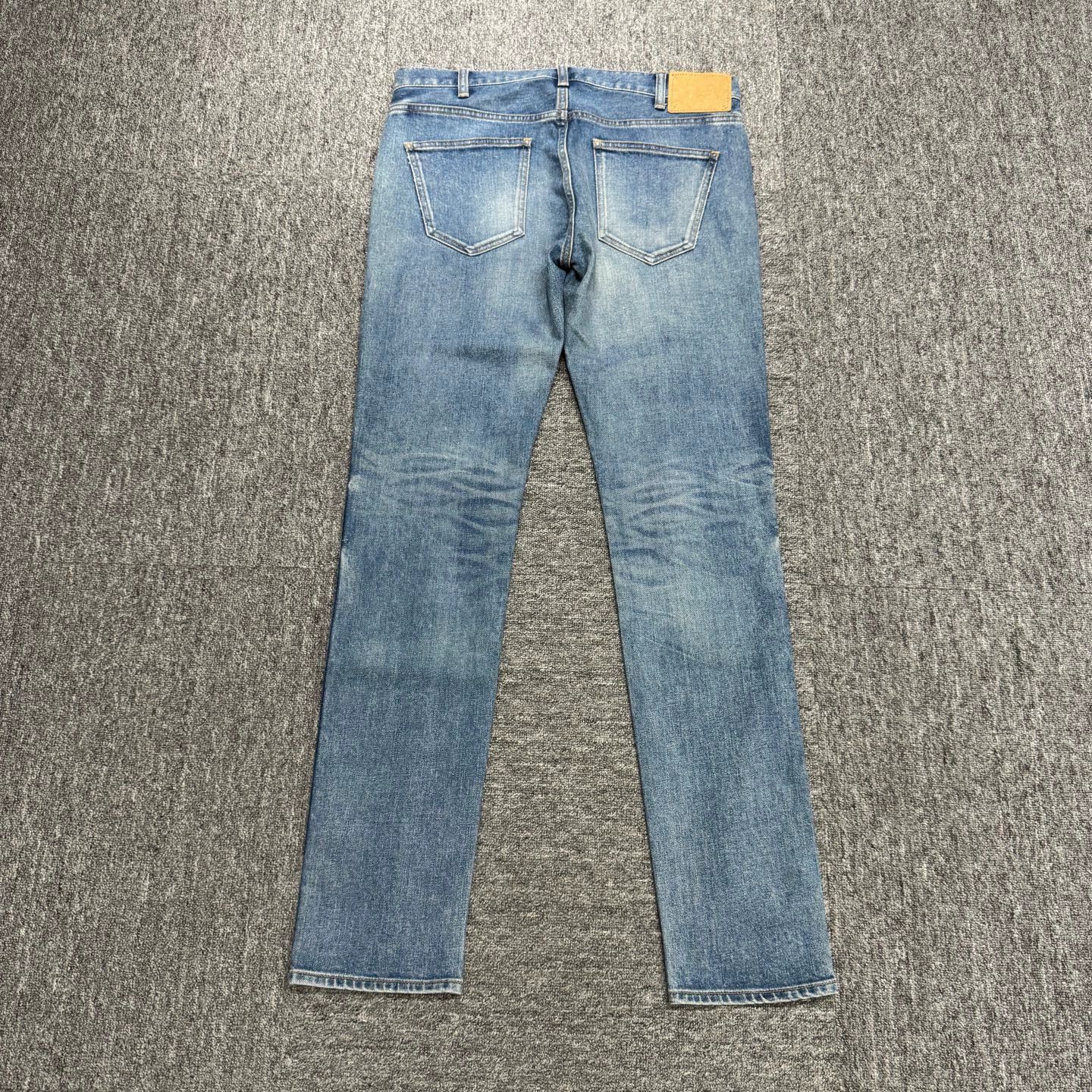 Celine Celine Washed Distressed Jeans 31 Near Mint Size US 31 - 5 Thumbnail