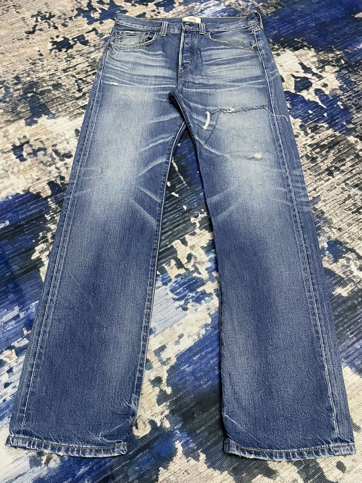 Levi's Levis 501 Distressed Faded Straight Jeans Button Fly Size US 32 / EU 48 - 2 Thumbnail