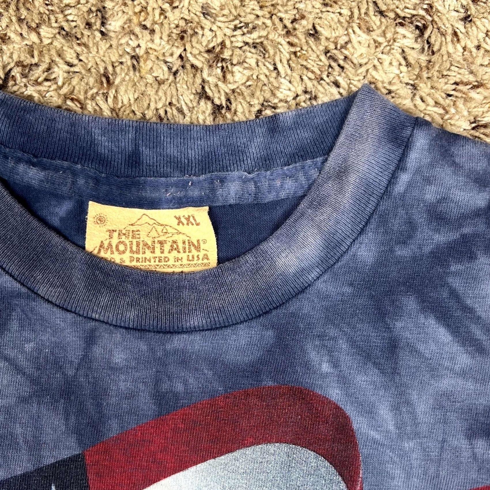 The Mountain VINTAGE The Mountain Wolf American Flag 2001 Graphic T-Shirt 2XL Blue Tie-Dye Patriotic Size US XXL / EU 58 / 5 - 6 Thumbnail