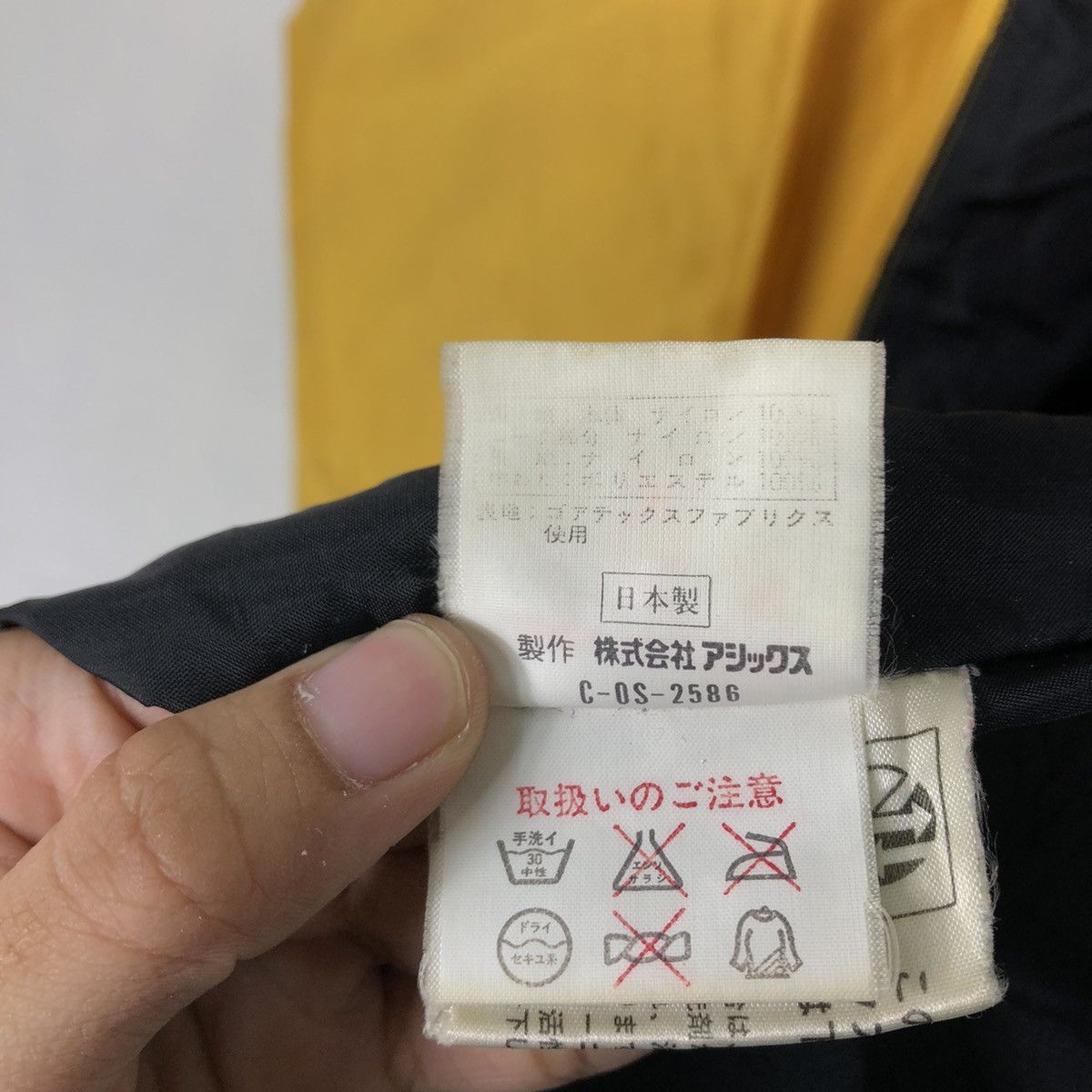 Goretex 🔥Long Jacket Survival Goretex Asics Made in Japan Size US M / EU 48-50 / 2 - 18 Thumbnail