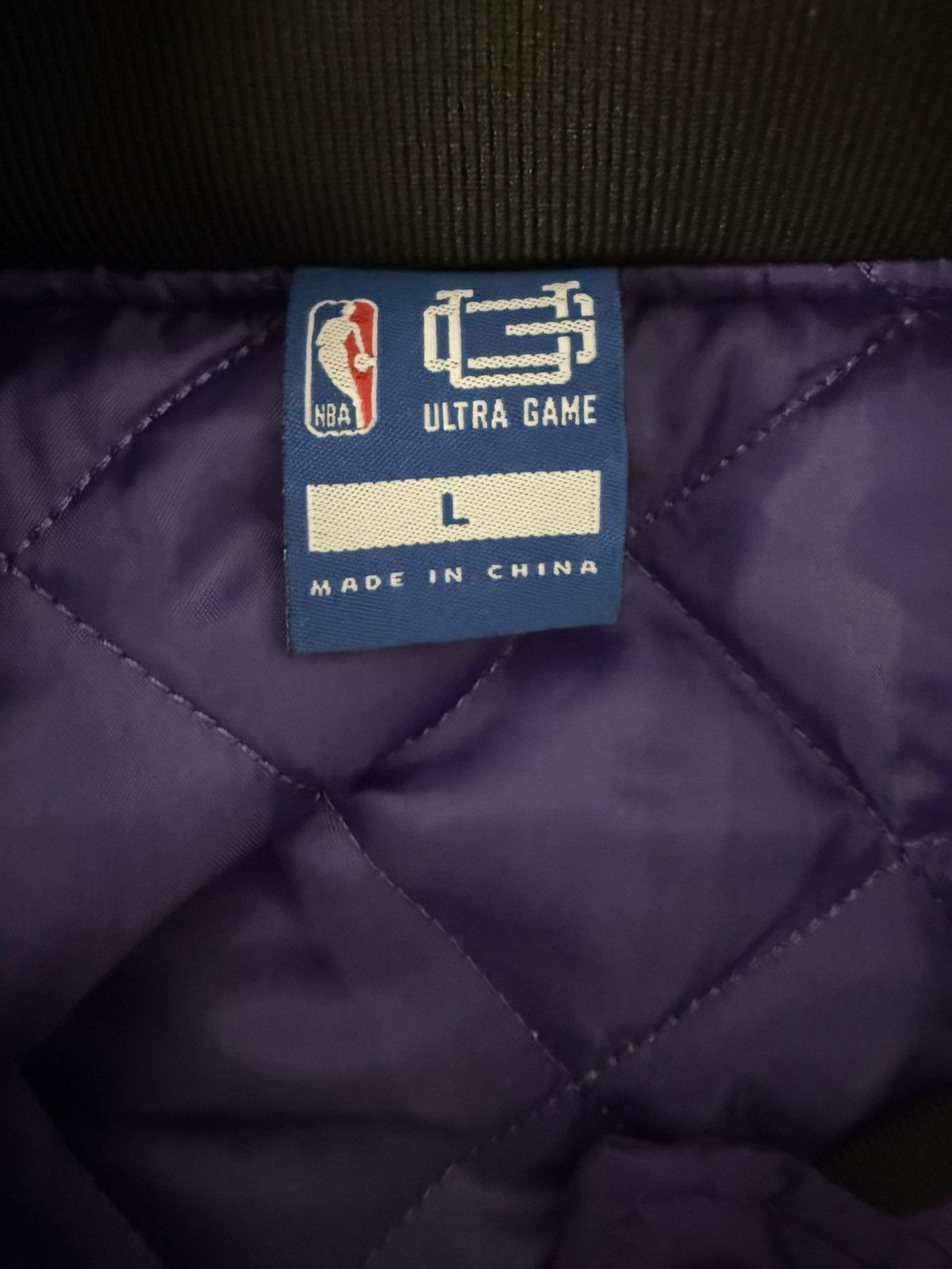 NBA Los Ángeles Lakers Purple and Gold Jacket Size US L / EU 52-54 / 3 - 4 Thumbnail