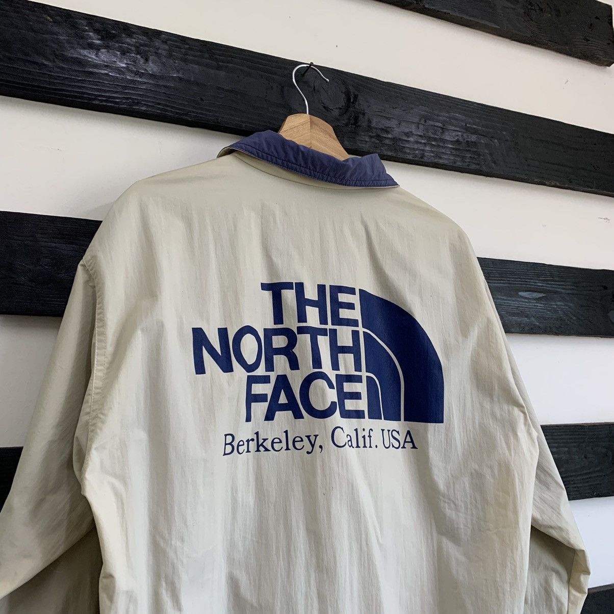 Arc'teryx Super Vintage The North Face Big Logo Pocketable Windbraker Size US M / EU 48-50 / 2 - 5 Thumbnail