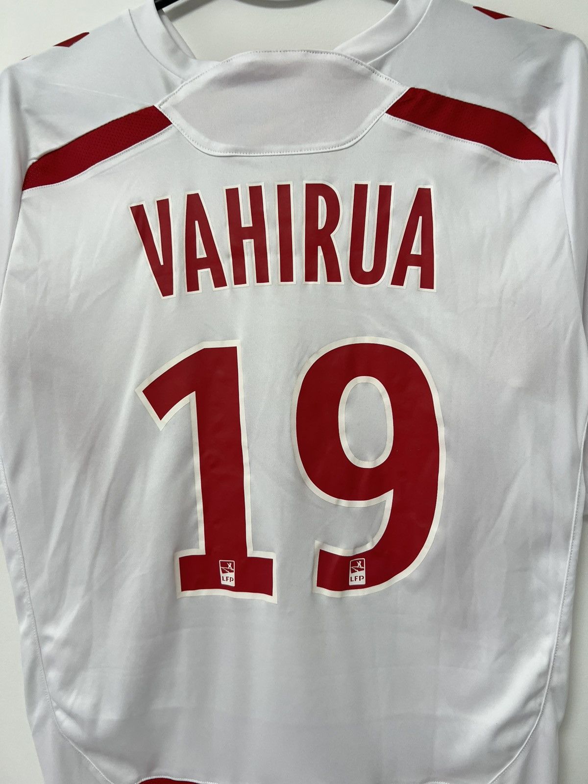 Vintage Vintage AS Nancy 2010-11 Vahirua #19 Mailot Umbro Jersey L Size US L / EU 52-54 / 3 - 7 Thumbnail