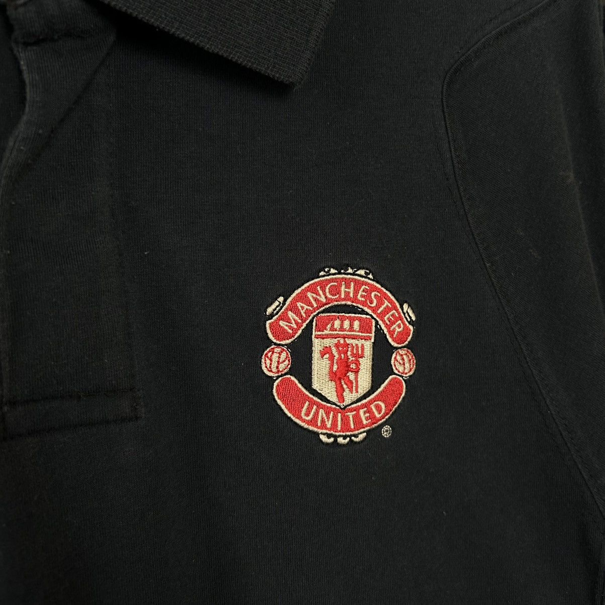 Nike Vintage Nike Manchester United Small logo 2000’s polo size M Size US M / EU 48-50 / 2 - 4 Thumbnail