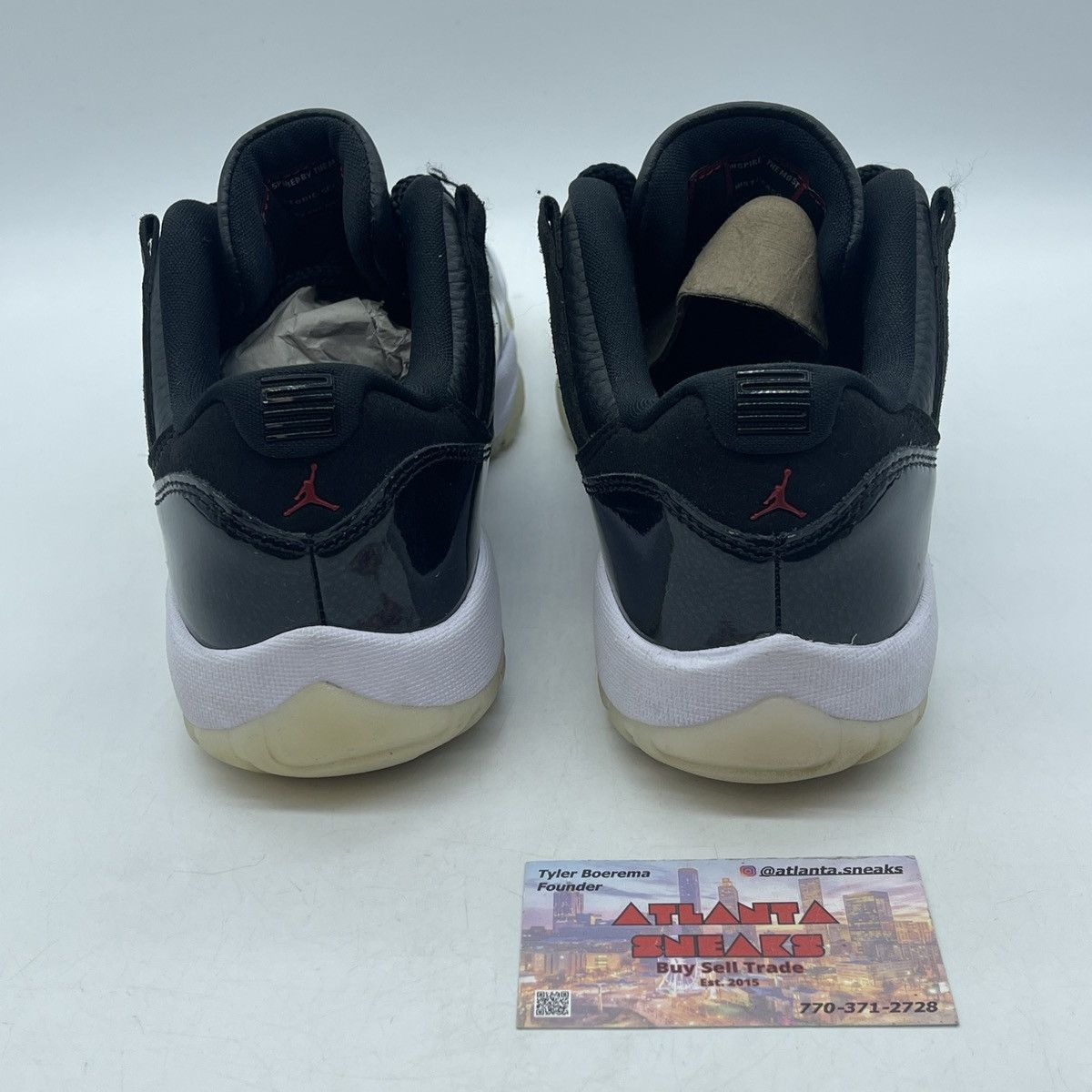 Jordan Brand Air Jordan 11 low 72-10 Size US 8 / EU 41 - 3 Thumbnail