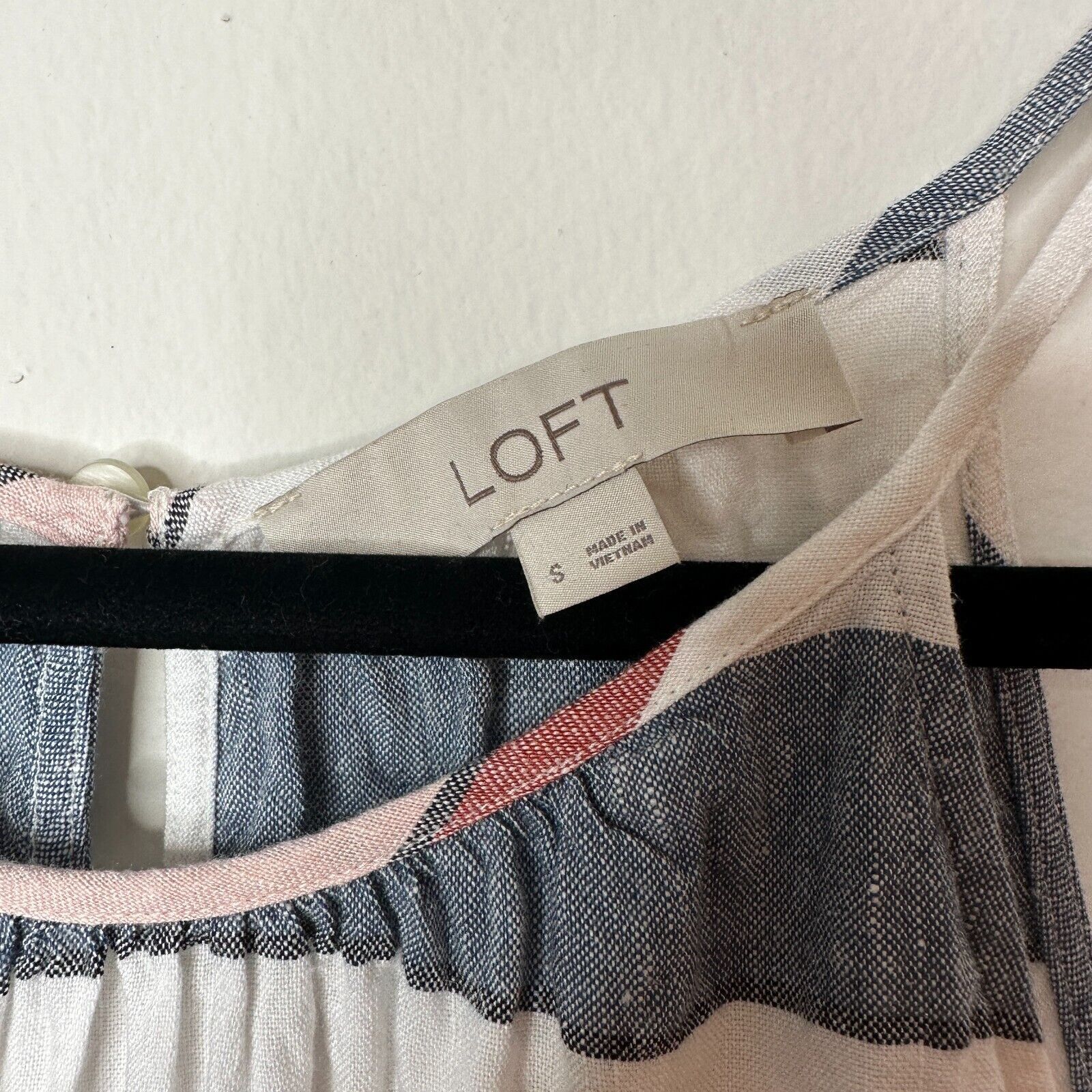 Loft Loft Gray White Pink Stripe Linen Halter Neck Blouse Keyhole Size S / US 4 / IT 40 - 3 Thumbnail
