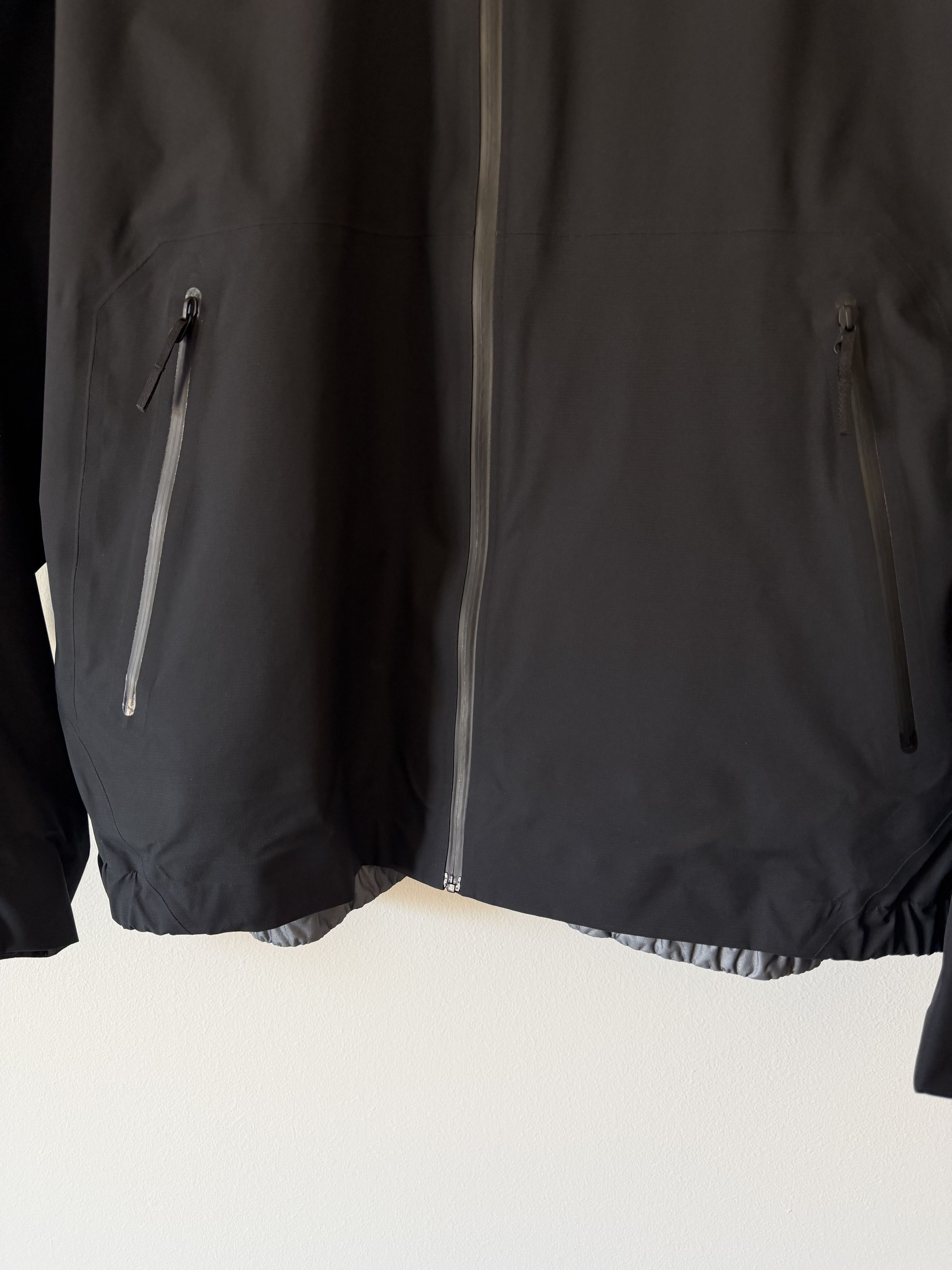Veilance Arc'Teryx Veilance Secant SL Jacket in Black Size US XL / EU 56 / 4 - 3 Thumbnail