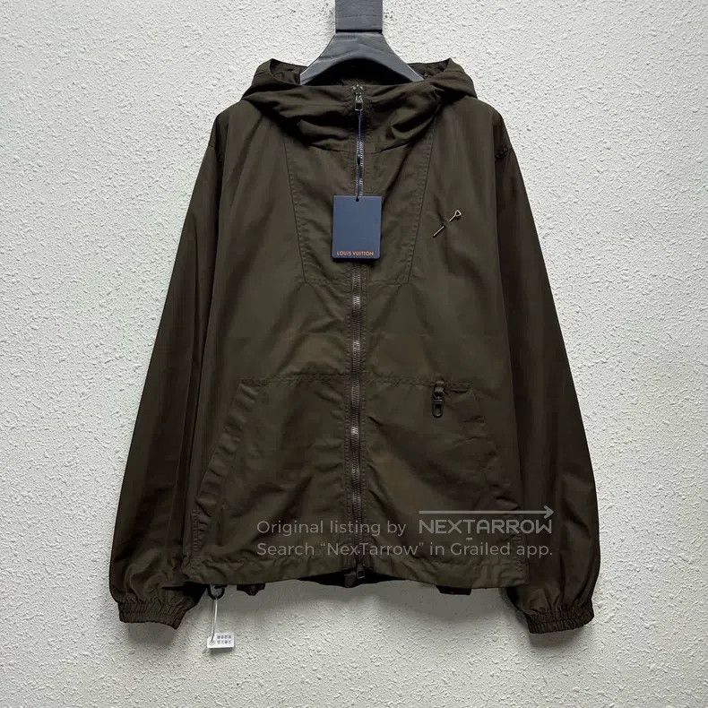 Louis Vuitton Louis Vuitton Pins, double-sided wear, full print, brown a Size US L / EU 52-54 / 3 - 1 Thumbnail