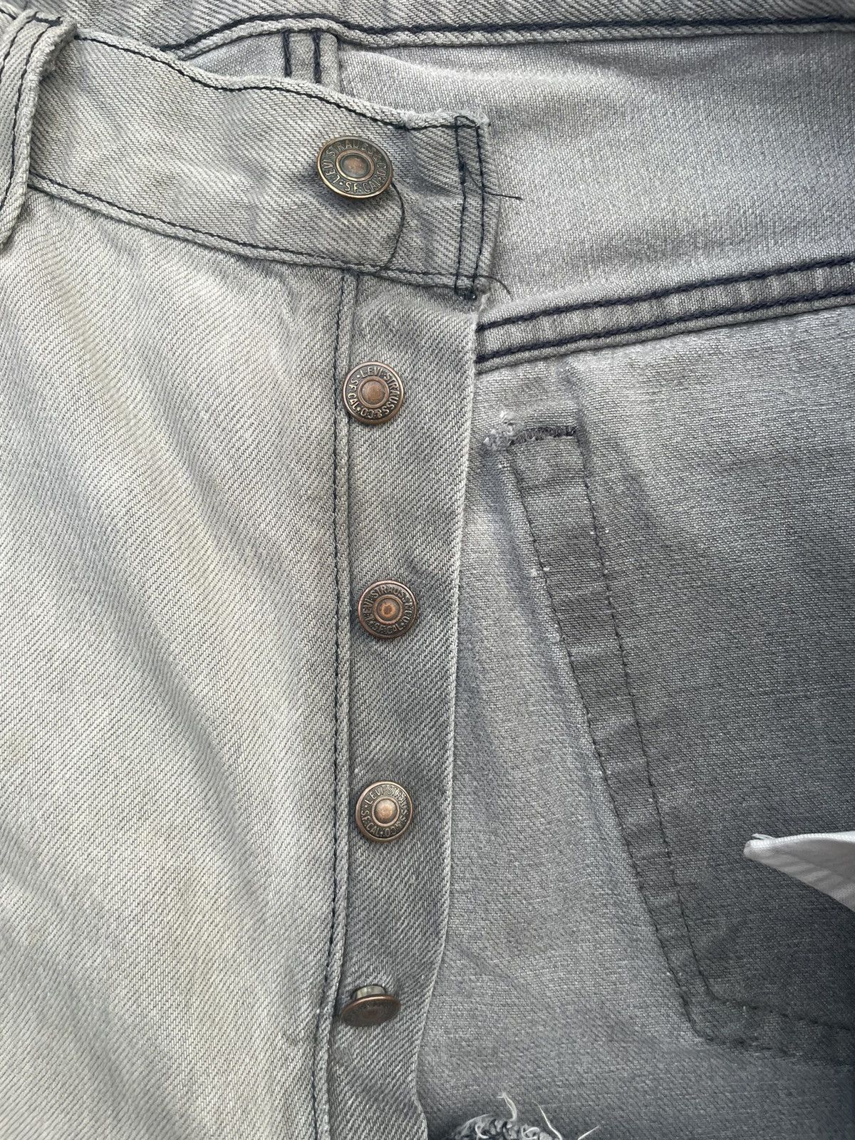 Levi's × Vintage Vintage 1993 Levis 501 e Faded Distresed Denim Size US 37 - 19 Thumbnail