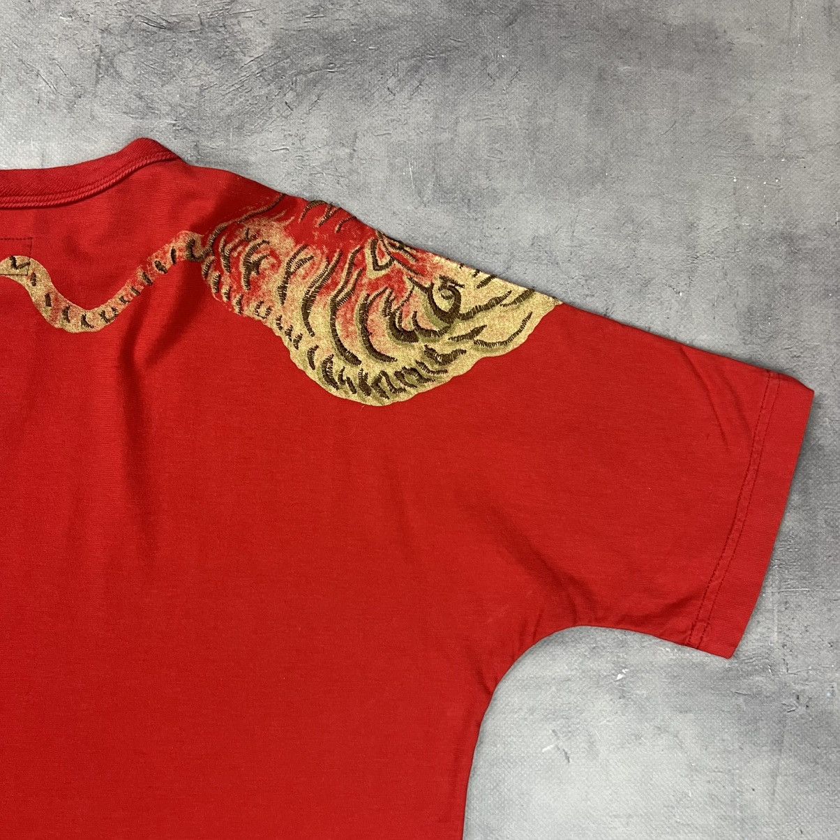 Evisu Rare! Evisu Tiger Logo Vintage Tee 90s Casual Size US M / EU 48-50 / 2 - 15 Thumbnail