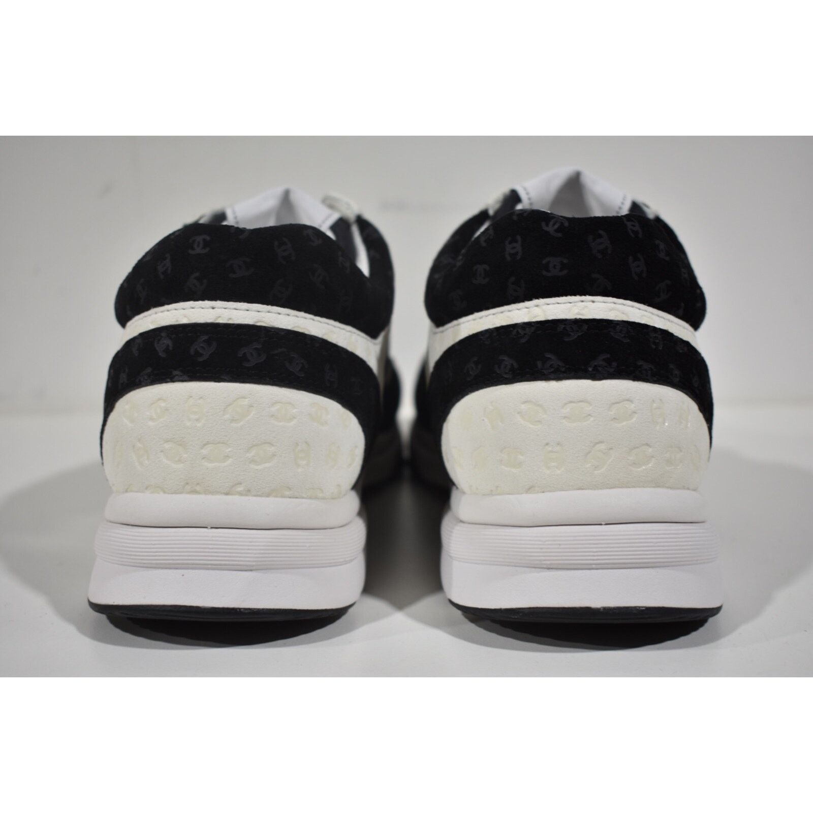 Chanel Chanel 22A Logo Low Top Lace Up Trainer Sneaker 45 12 Size US 12 / EU 45 - 10 Thumbnail