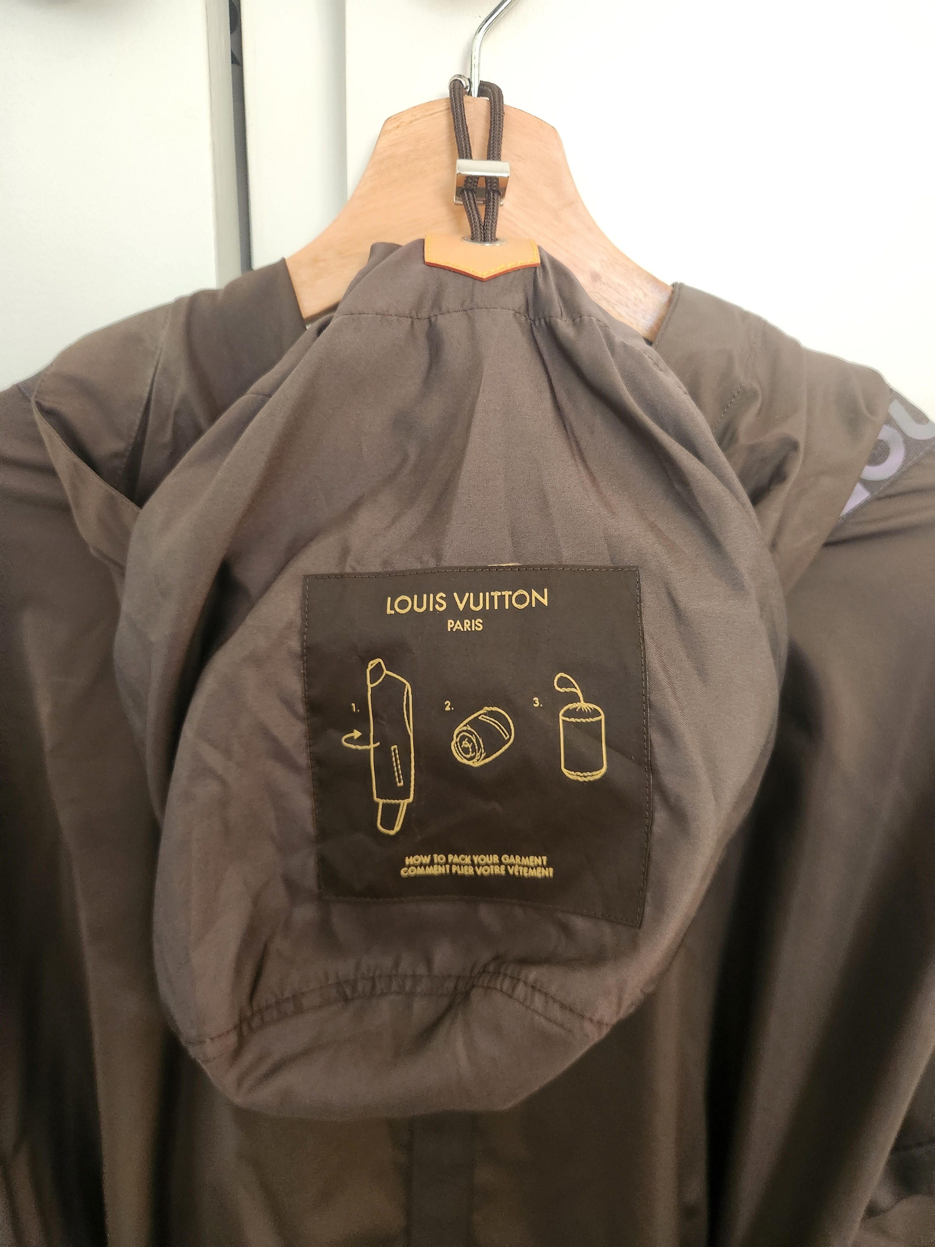 Louis Vuitton LV Light weight spray jacket light brown oversize fit Size US S / EU 44-46 / 1 - 13 Thumbnail