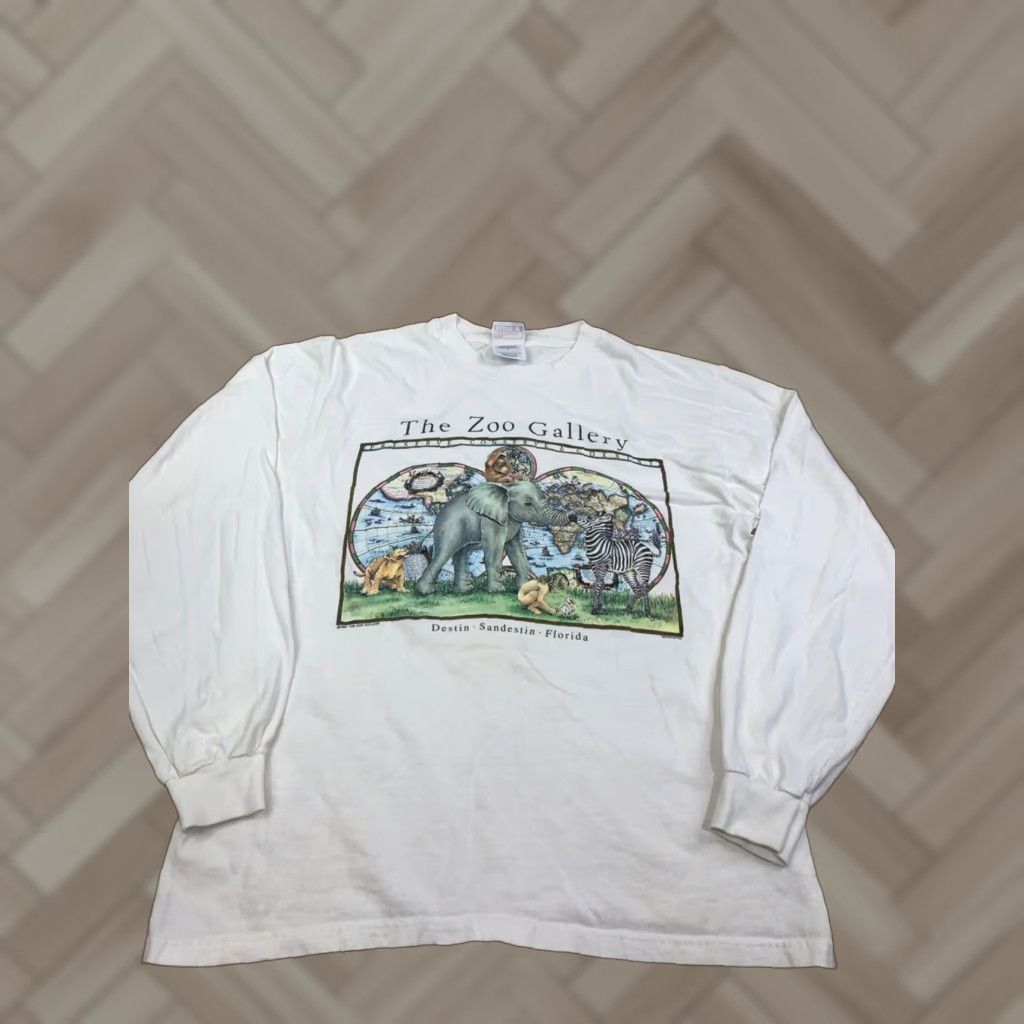 Hanes VINTAGE 90s Zoo Gallery Shirt Mens L White Long Sleeve Animals Graphic Print Crew Neck Hanes 11273 Mens Size US L / EU 52-54 / 3 - 1 Thumbnail