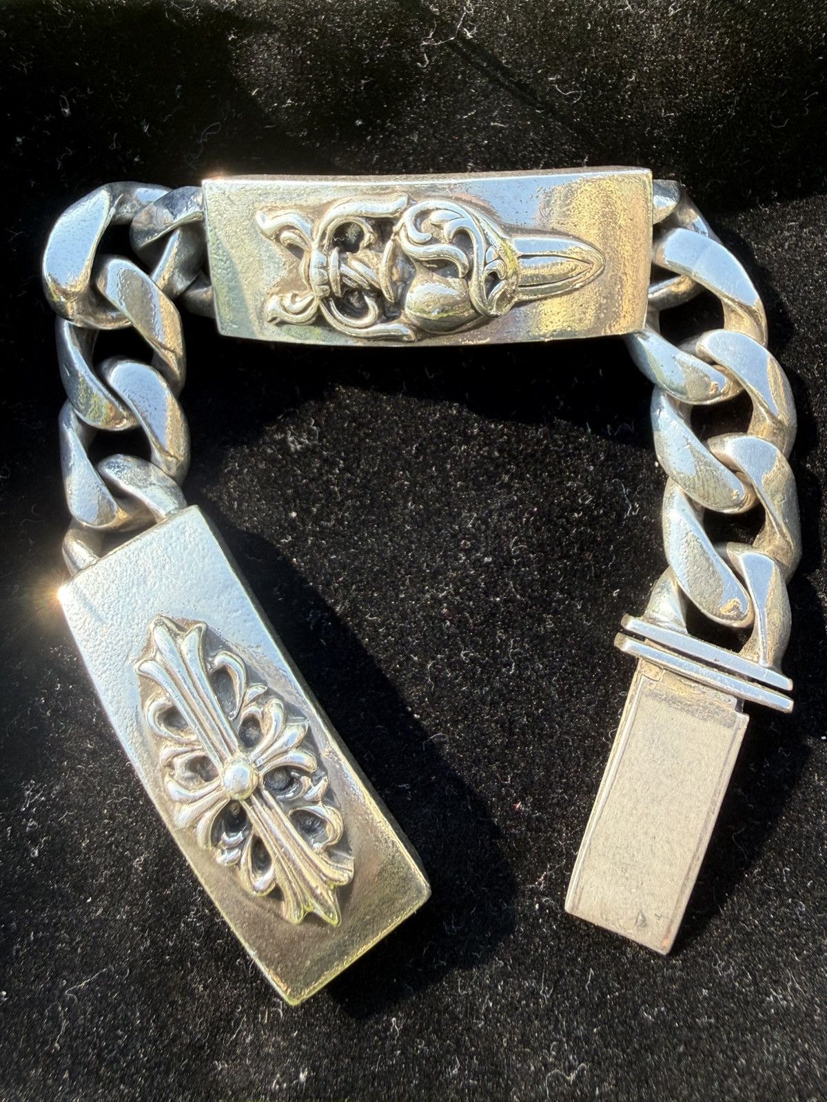 Chrome Hearts Chrome Hearts Daggheart & Floral ID Bracelet Size ONE SIZE - 8 Thumbnail
