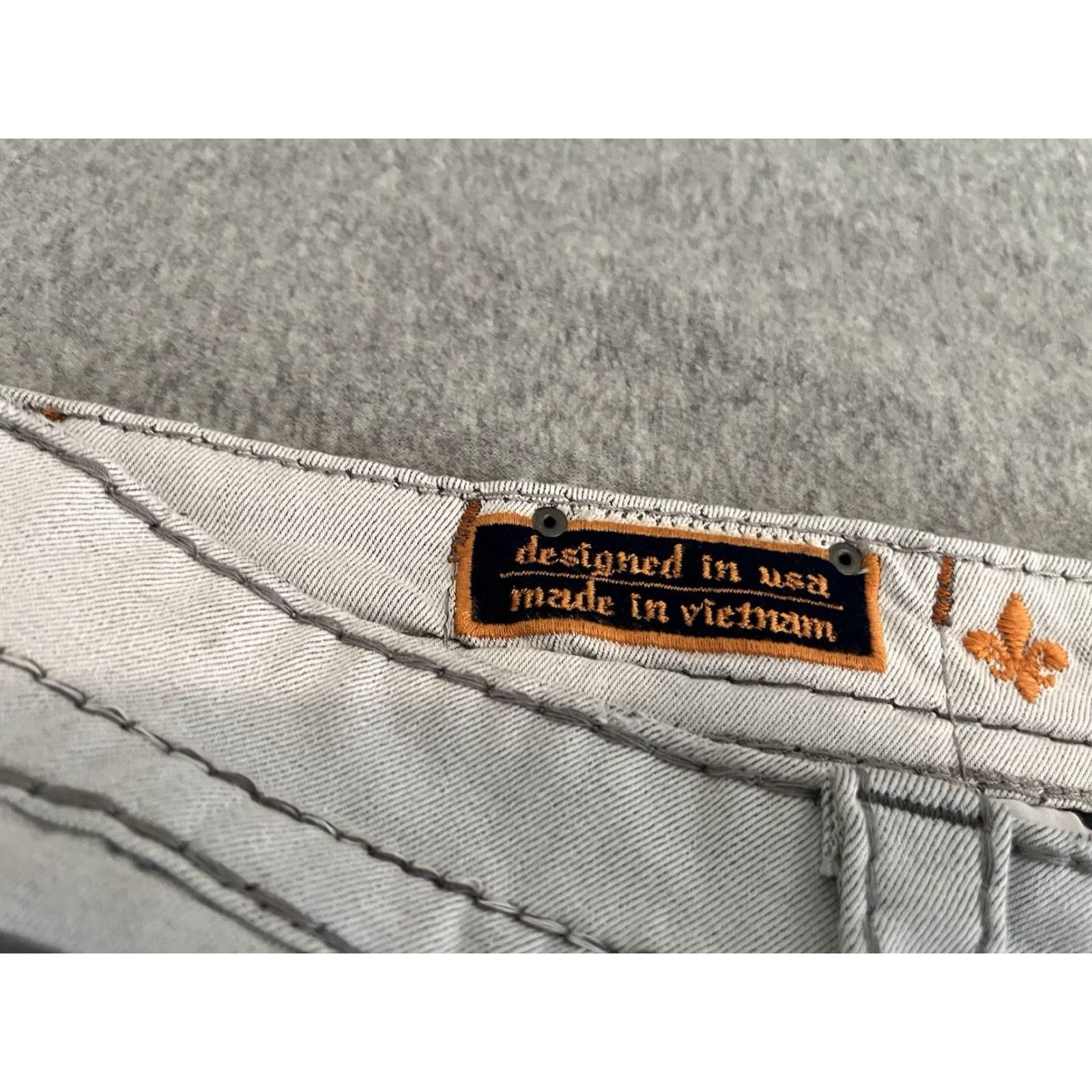 Vintage Rock Revival Denim Jean Shorts Mens 44 NWT Gray Biker Cotton Blend Denim NWT Mens Rock Revival Jeans Shorts 44 Size US 44 / EU 60 - 3 Thumbnail